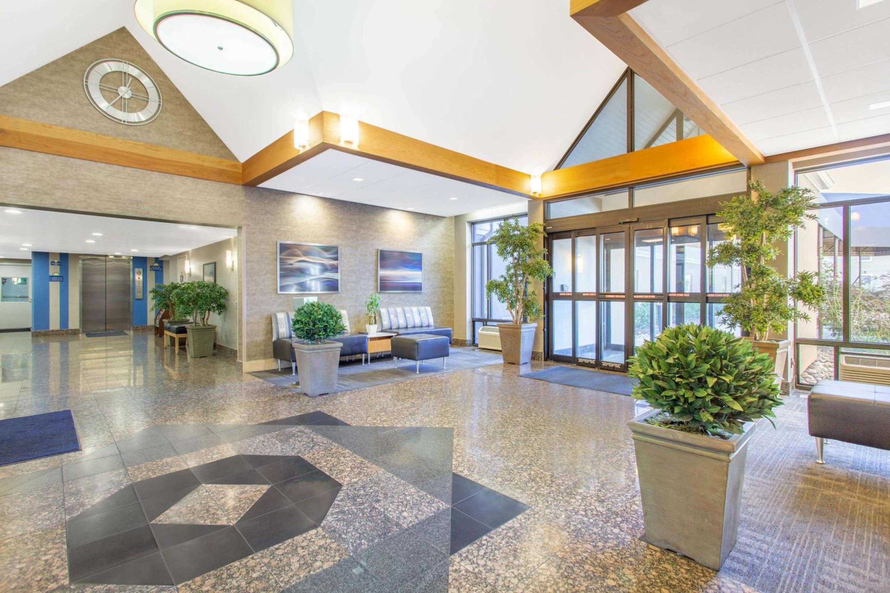 Days Inn by Wyndham Lanham Washington DC - Property Image 15