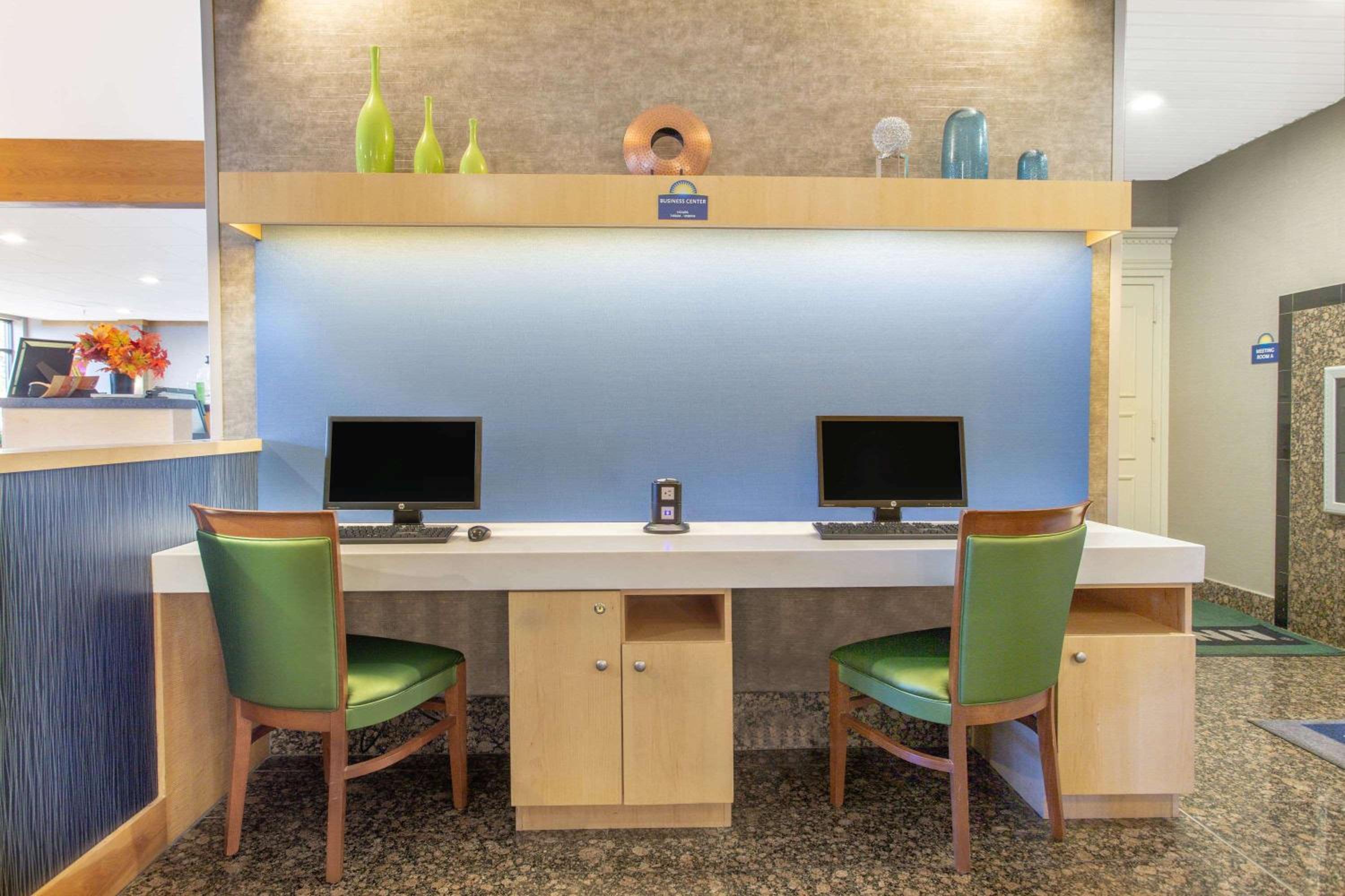 Days Inn by Wyndham Lanham Washington DC - Property Image 19