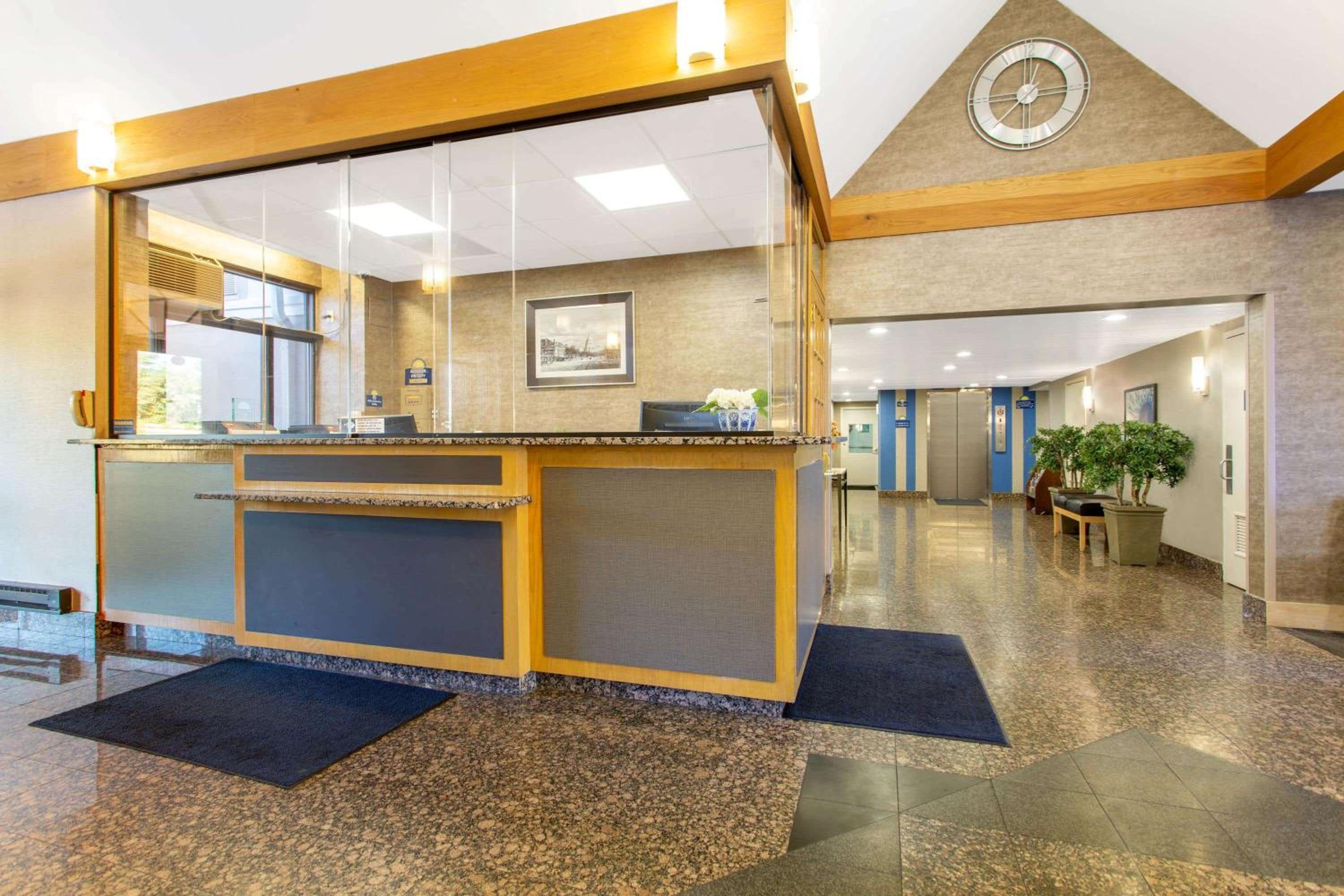 Days Inn by Wyndham Lanham Washington DC - Property Image 25