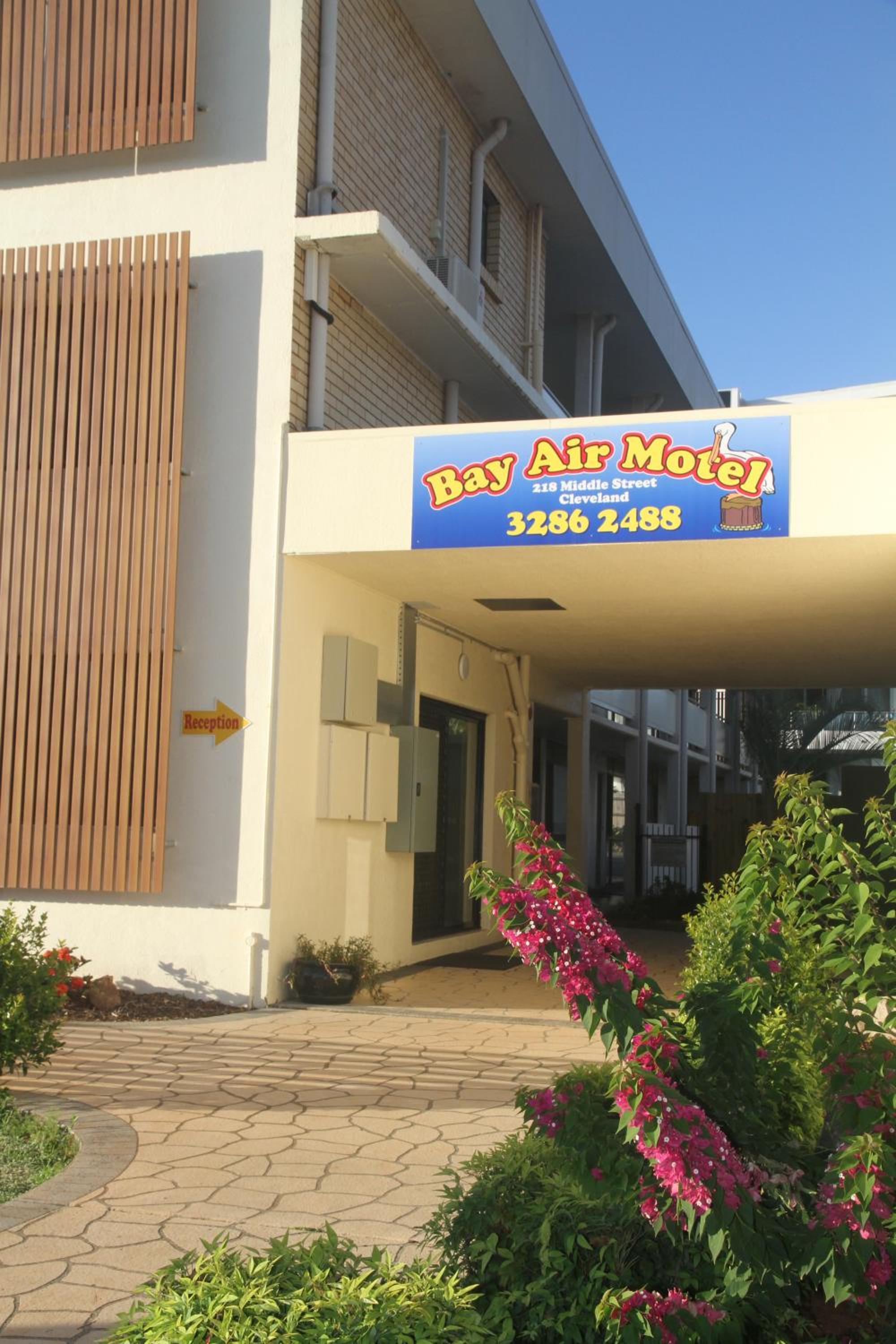 Bay Air Motel
