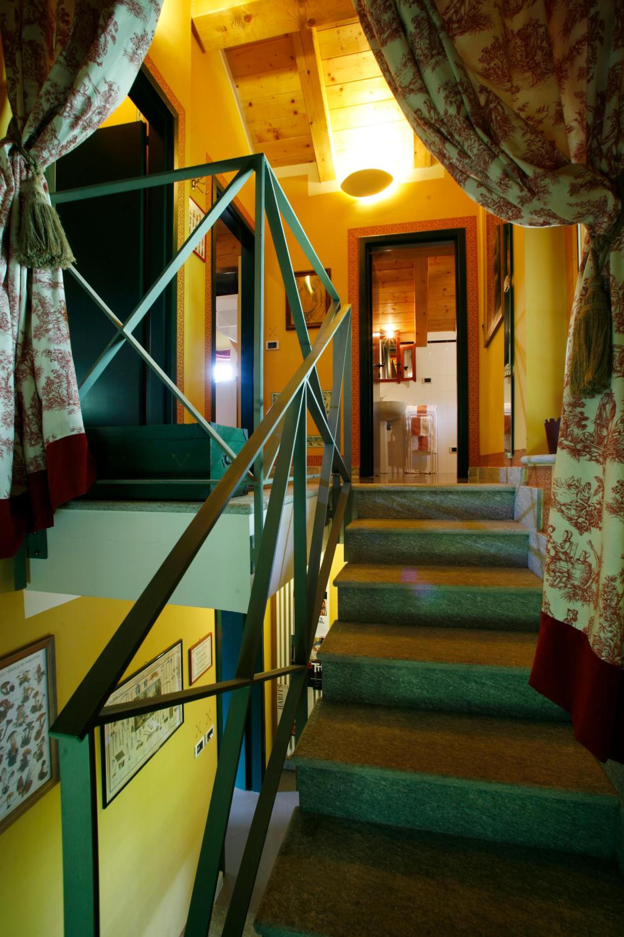 Photo 35