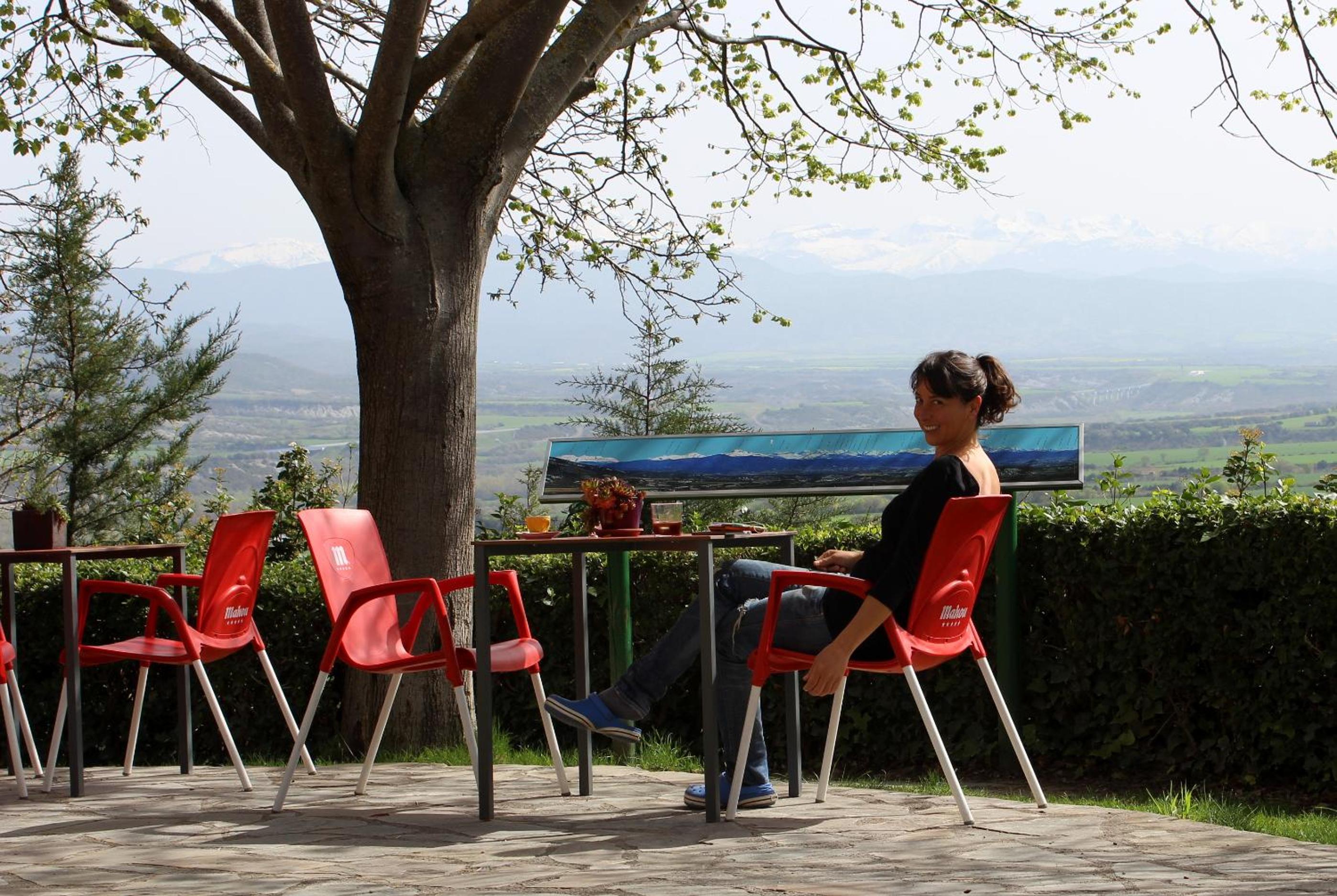Albergue Restaurante de Artieda