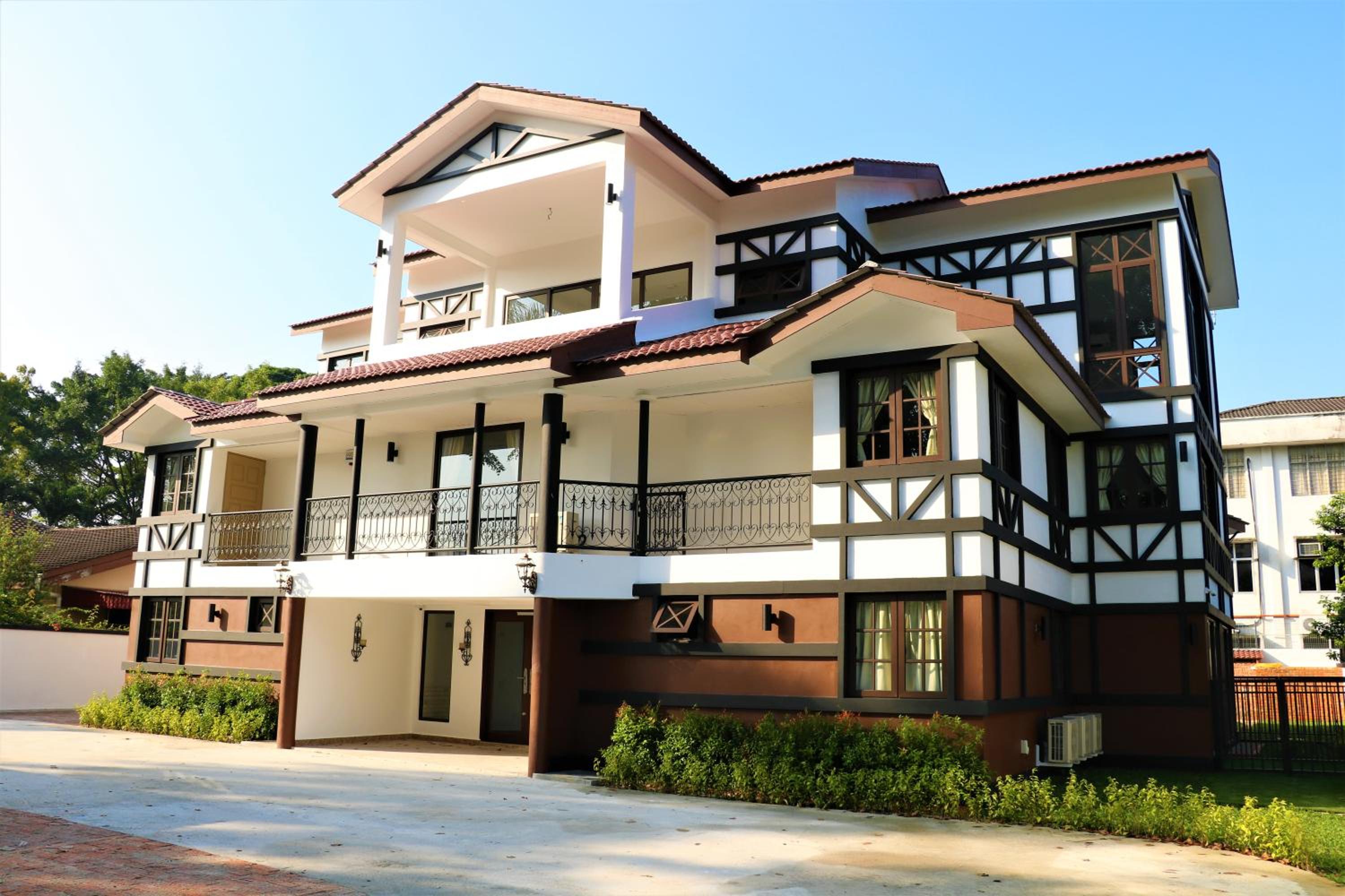 The Tudor - Image 5