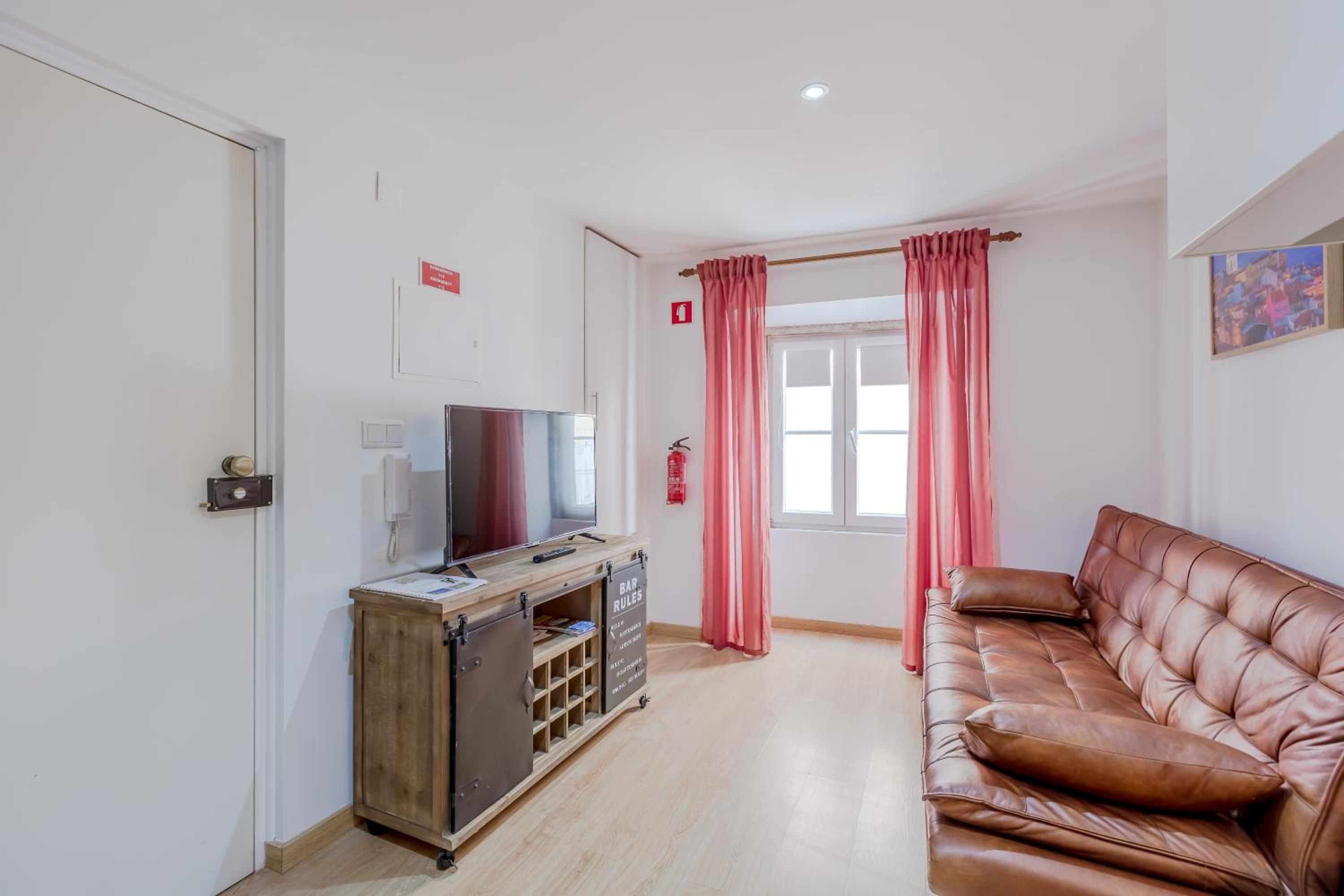 Lisbon Center Sweet Studio (Mouraria) view 4