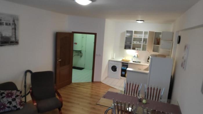 Apartman 404 view 2