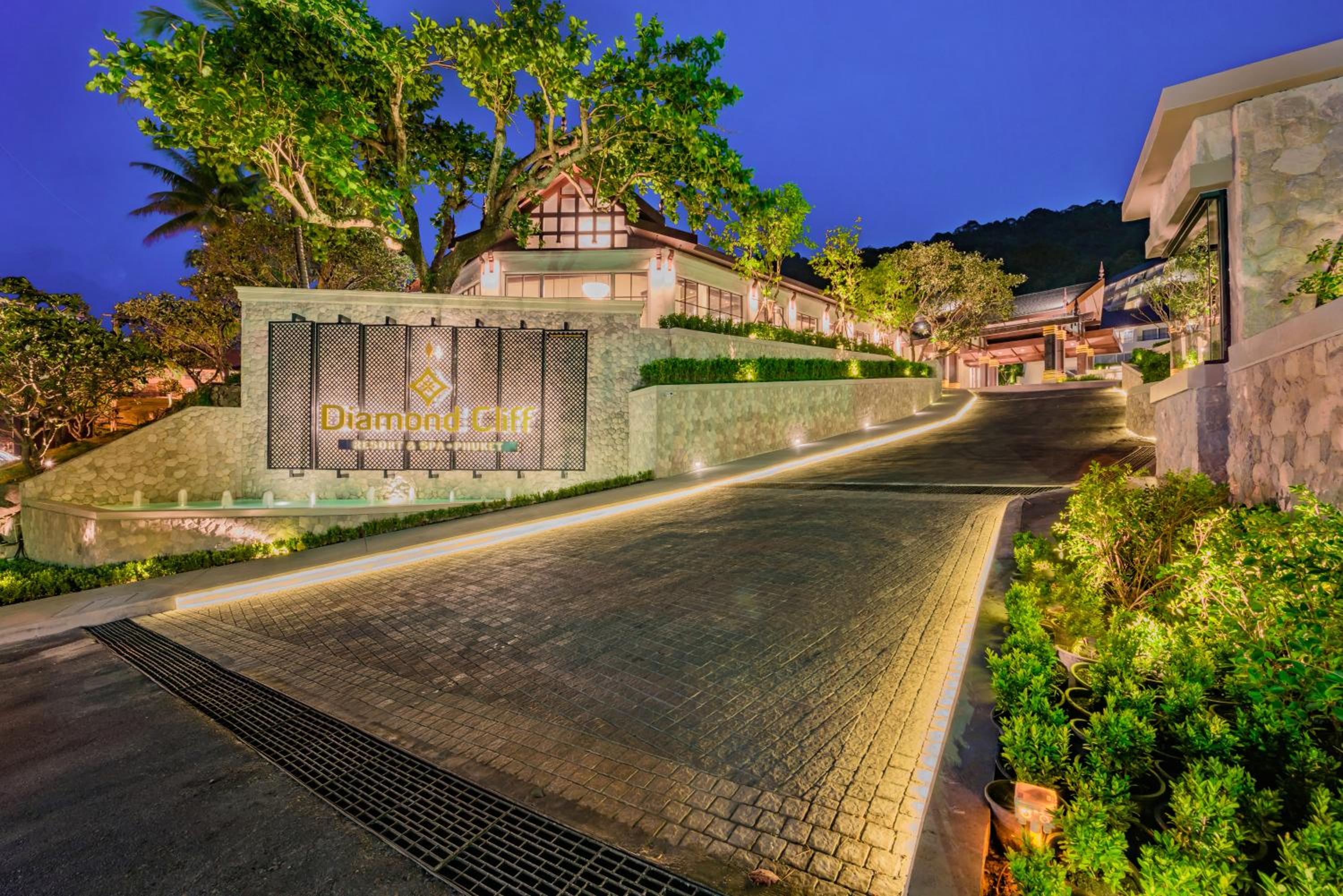 Diamond Cliff Resort & Spa, Patong Beach — photo 34