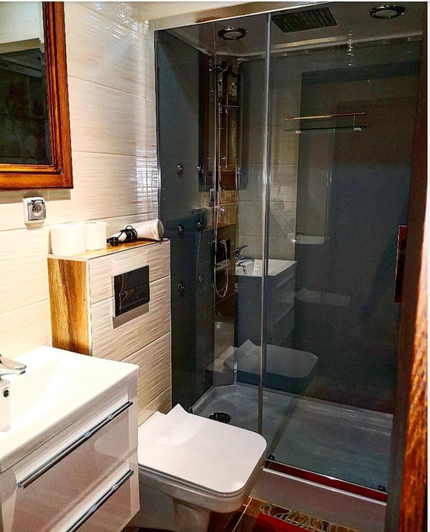 Photo 32