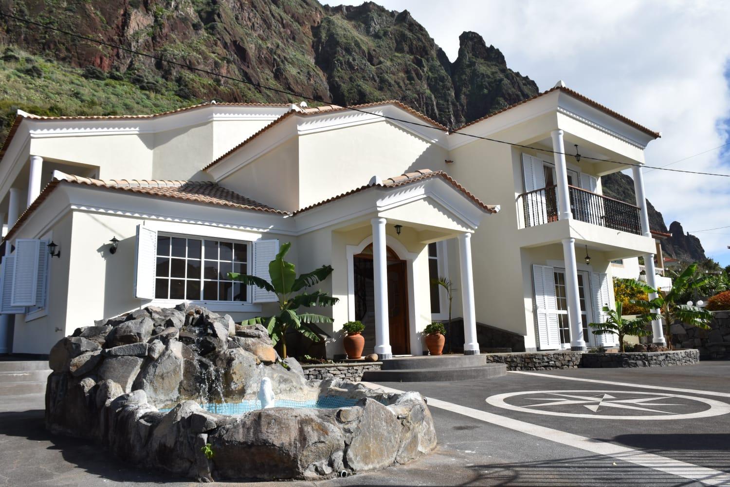 Mansion Almond - SEA, SUN and a charming refuge! view 5