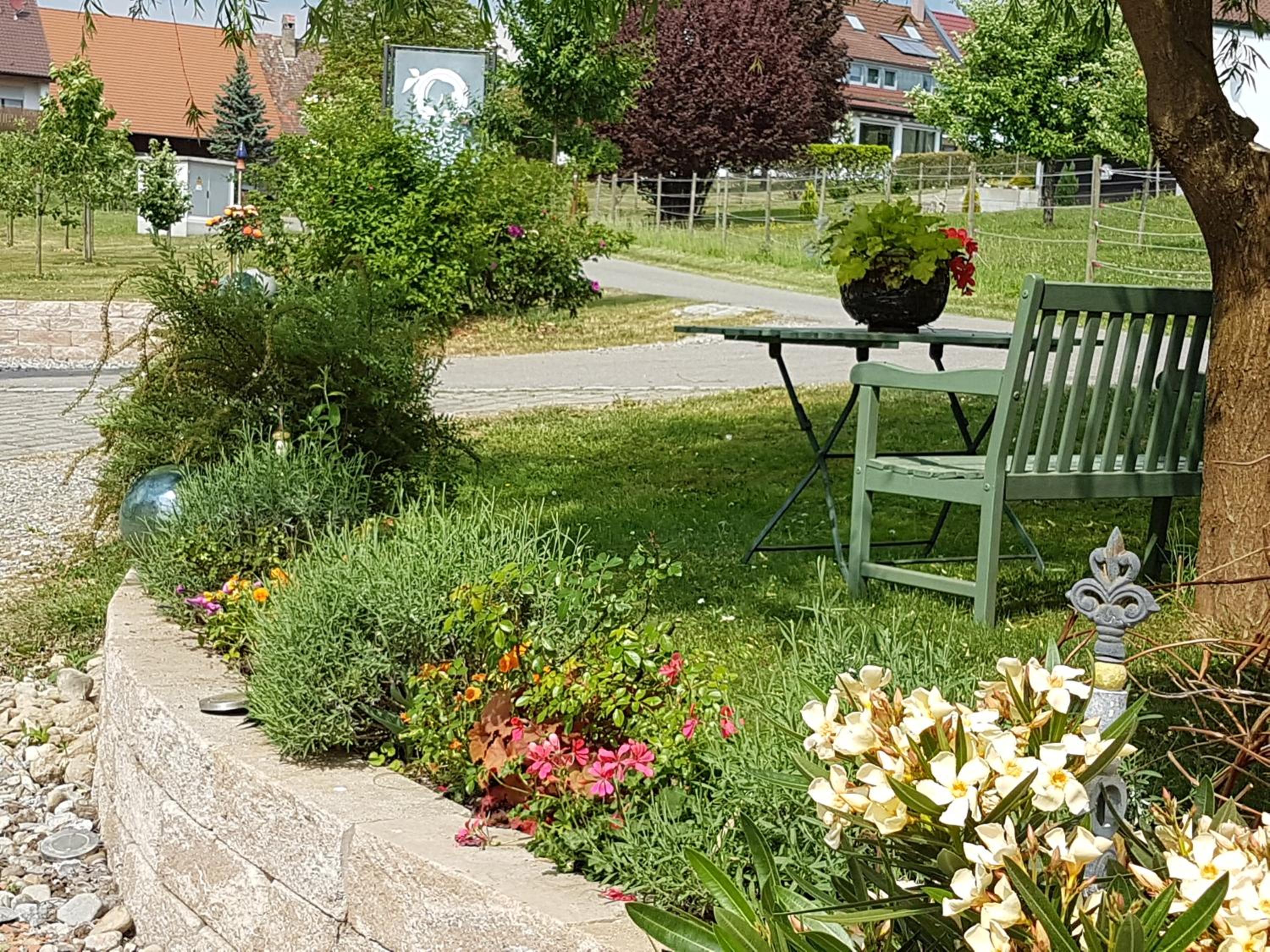 Landgut Apfelrose