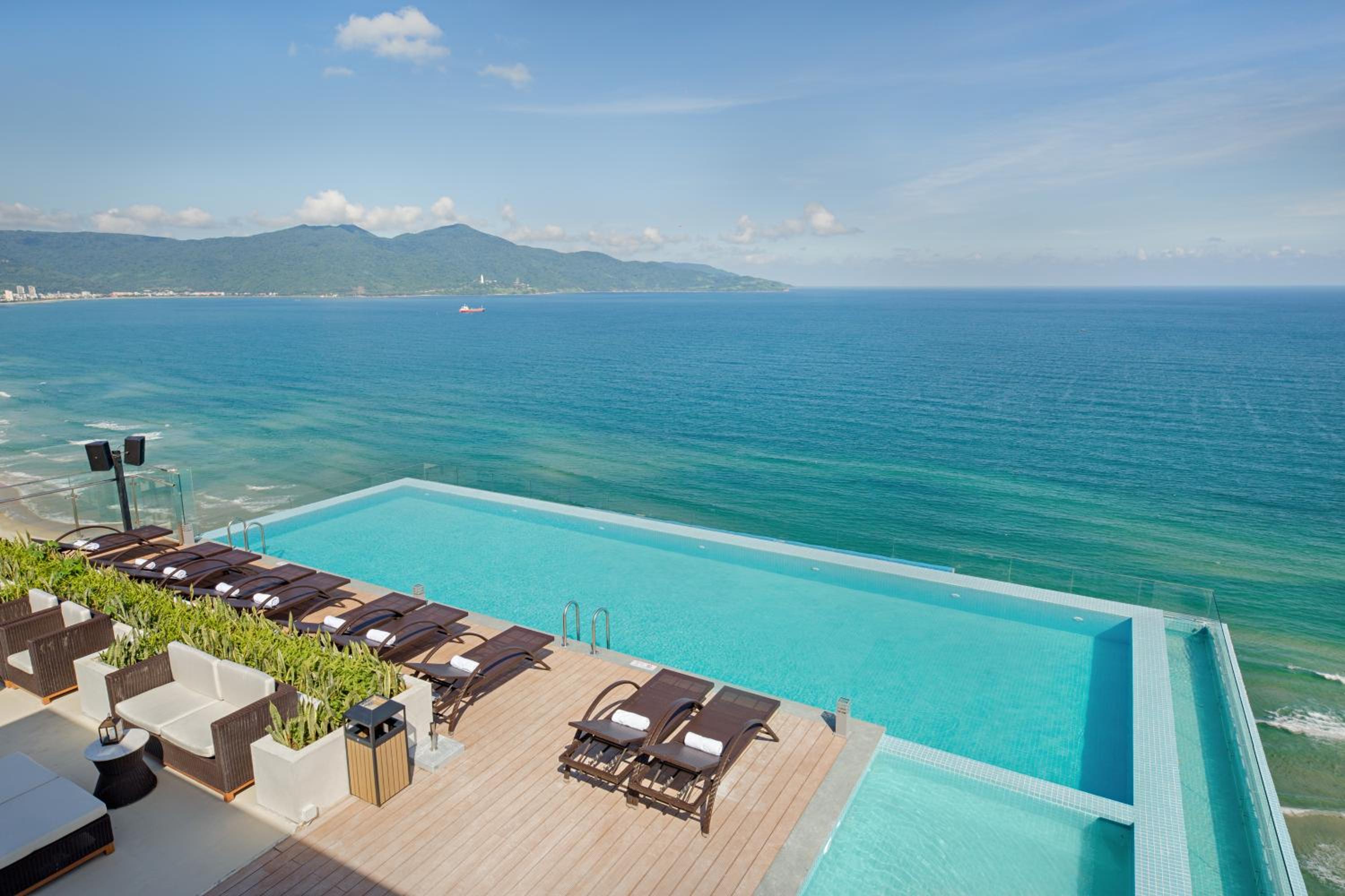TMS Hotel Da Nang Beach 4