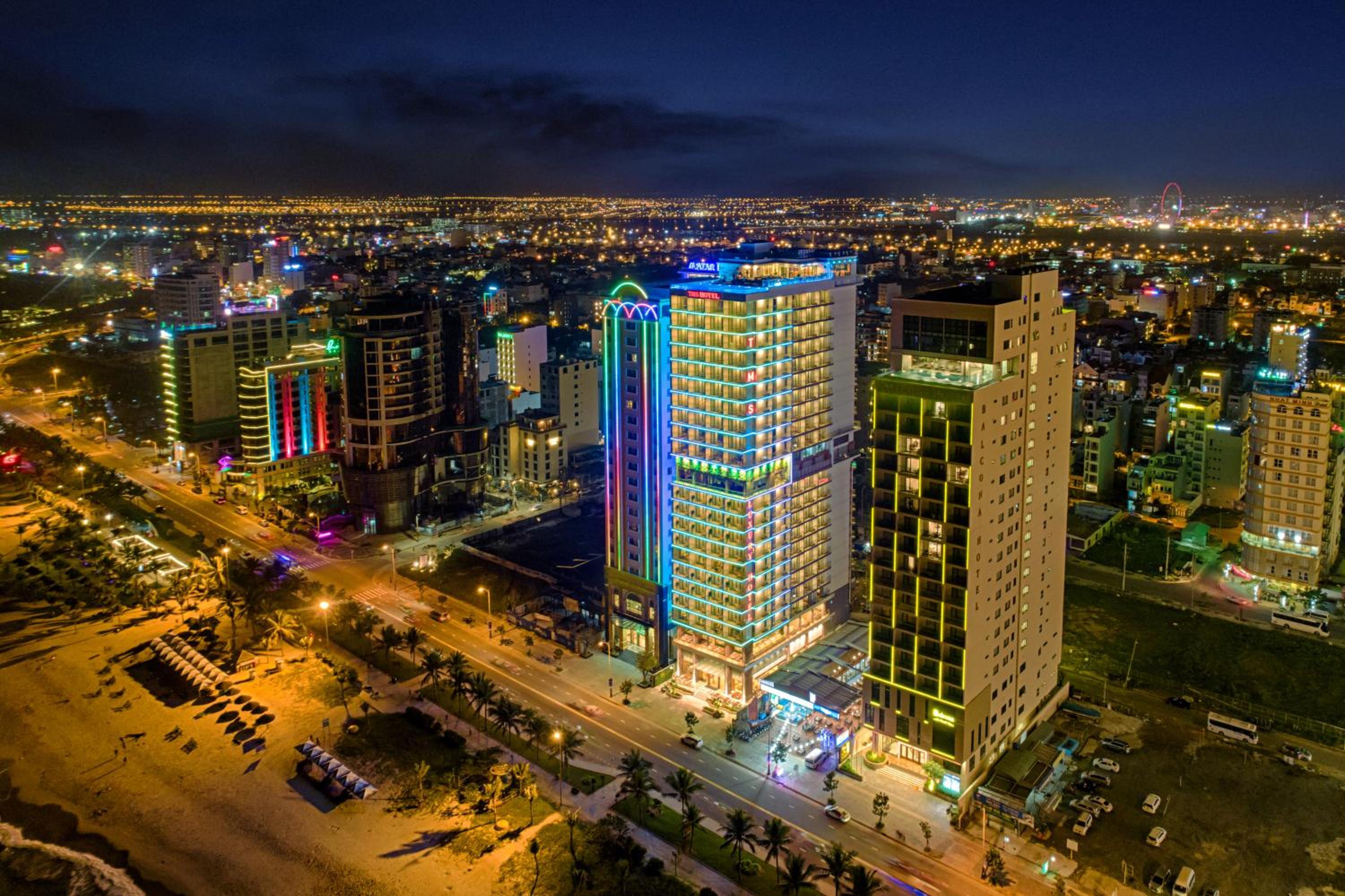 TMS Hotel Da Nang Beach 9