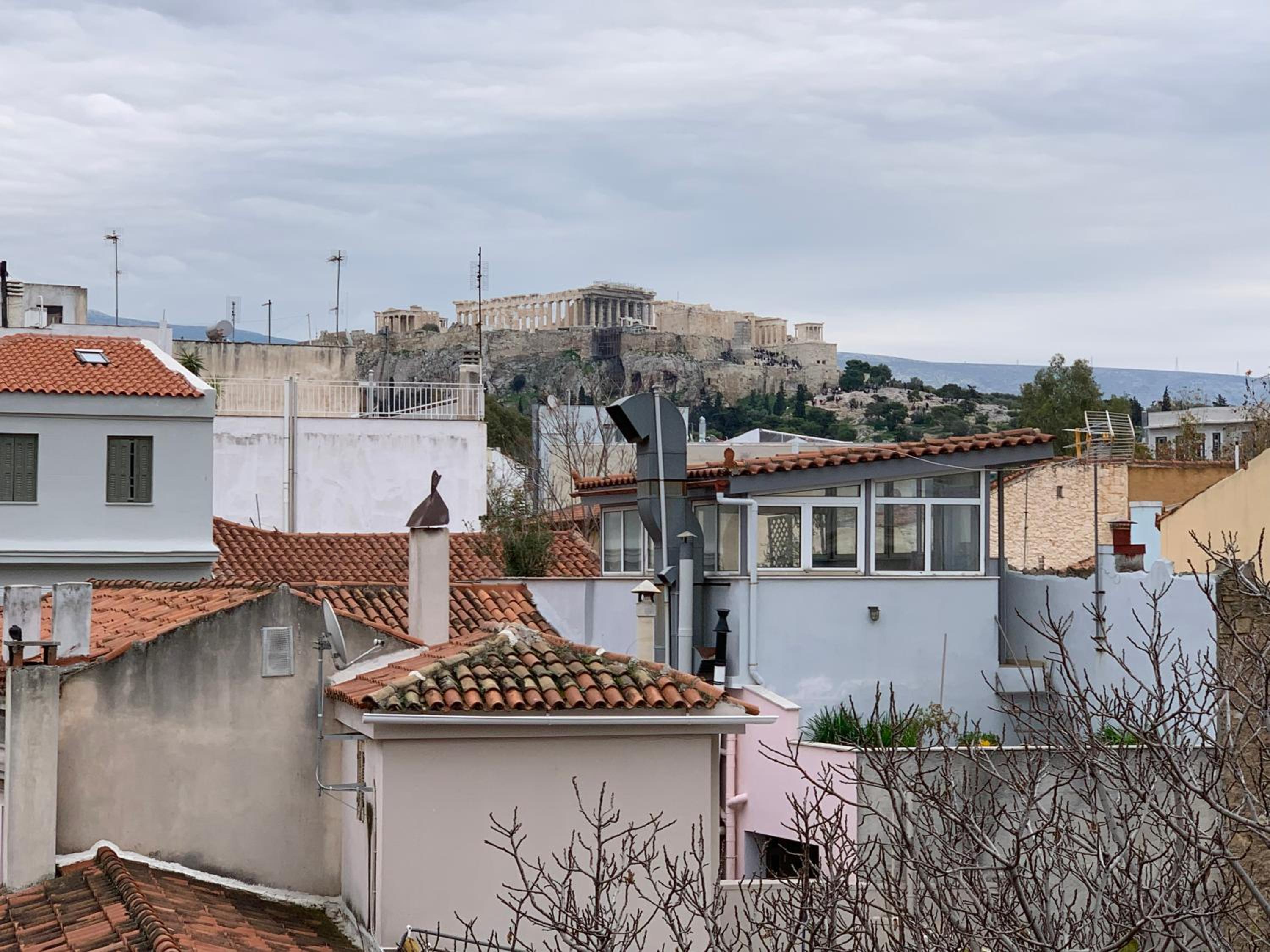 Thiseio Big Apartment