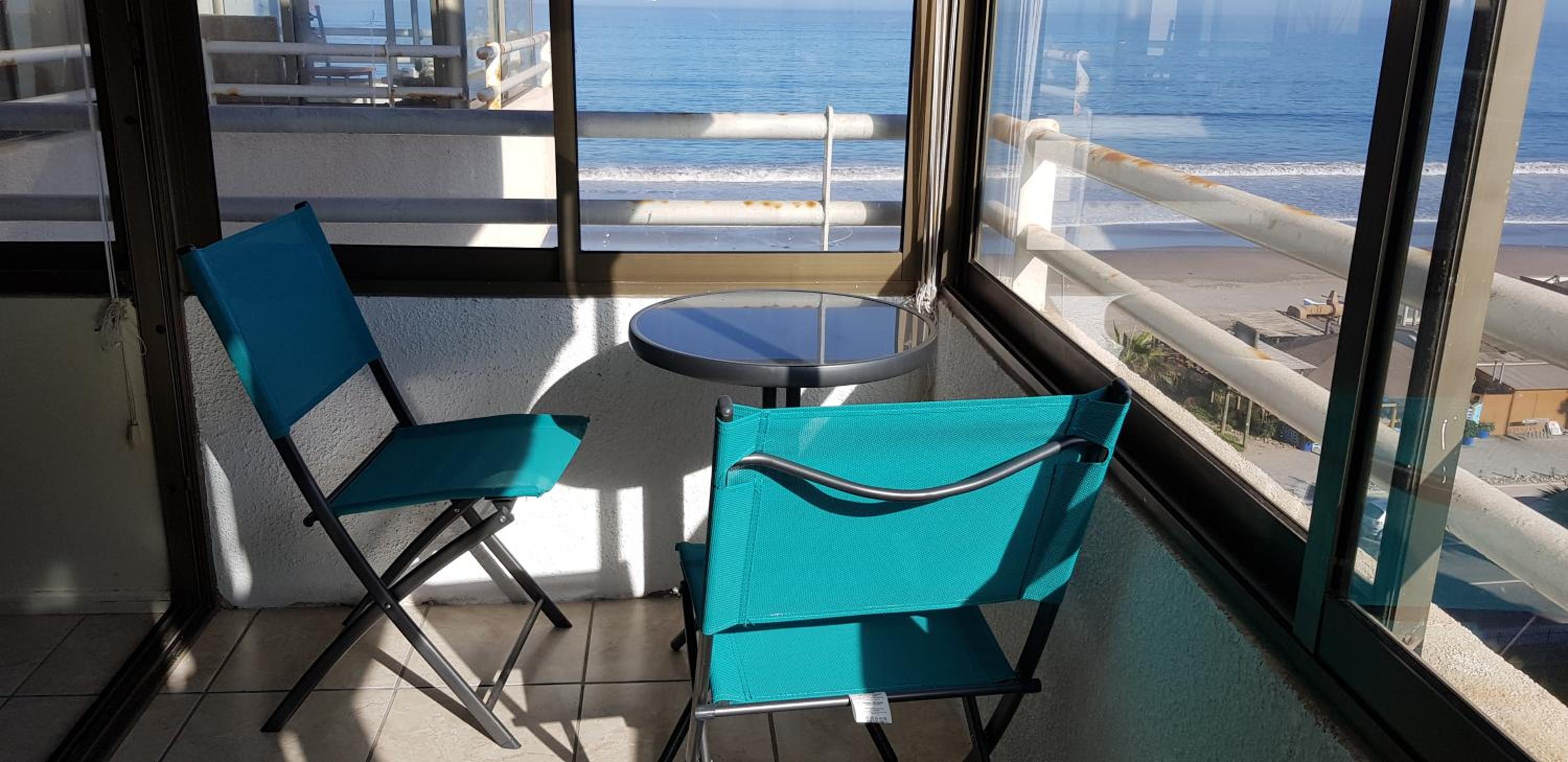 DEPTO 1RA LINEA FRENTE AL MAR Condominio Palmar 4P