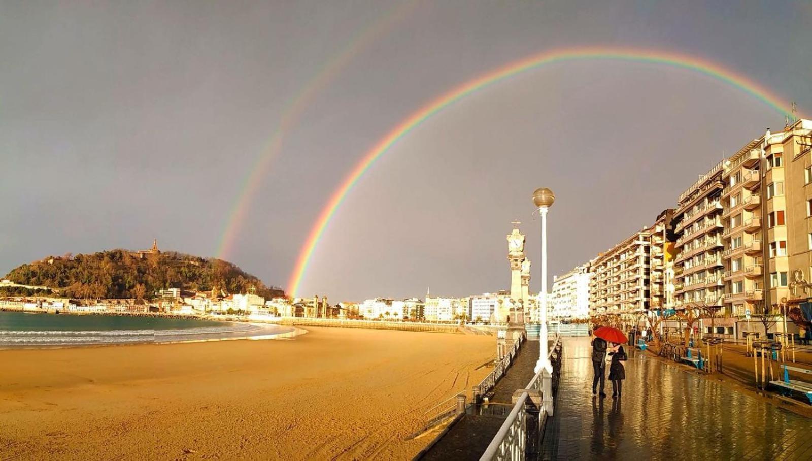 Ondarreta Beach & Terrace view 4