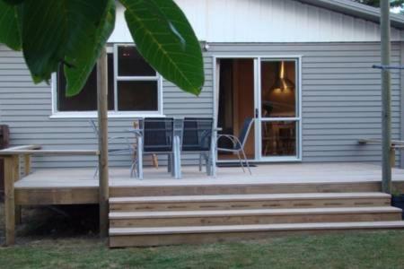 Walnut Cottage, Turangi/Tongariro view 5