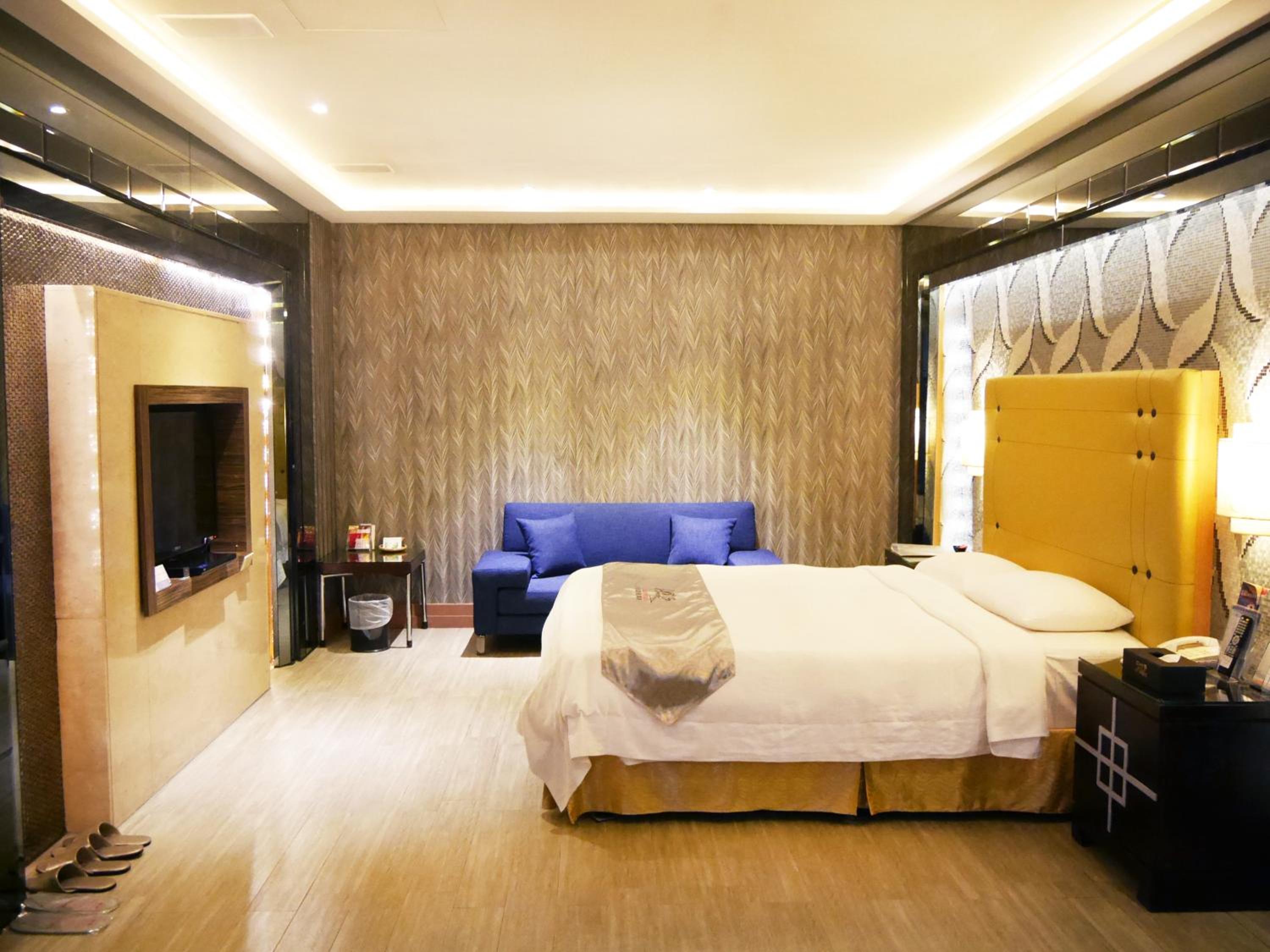 Refinement Motel