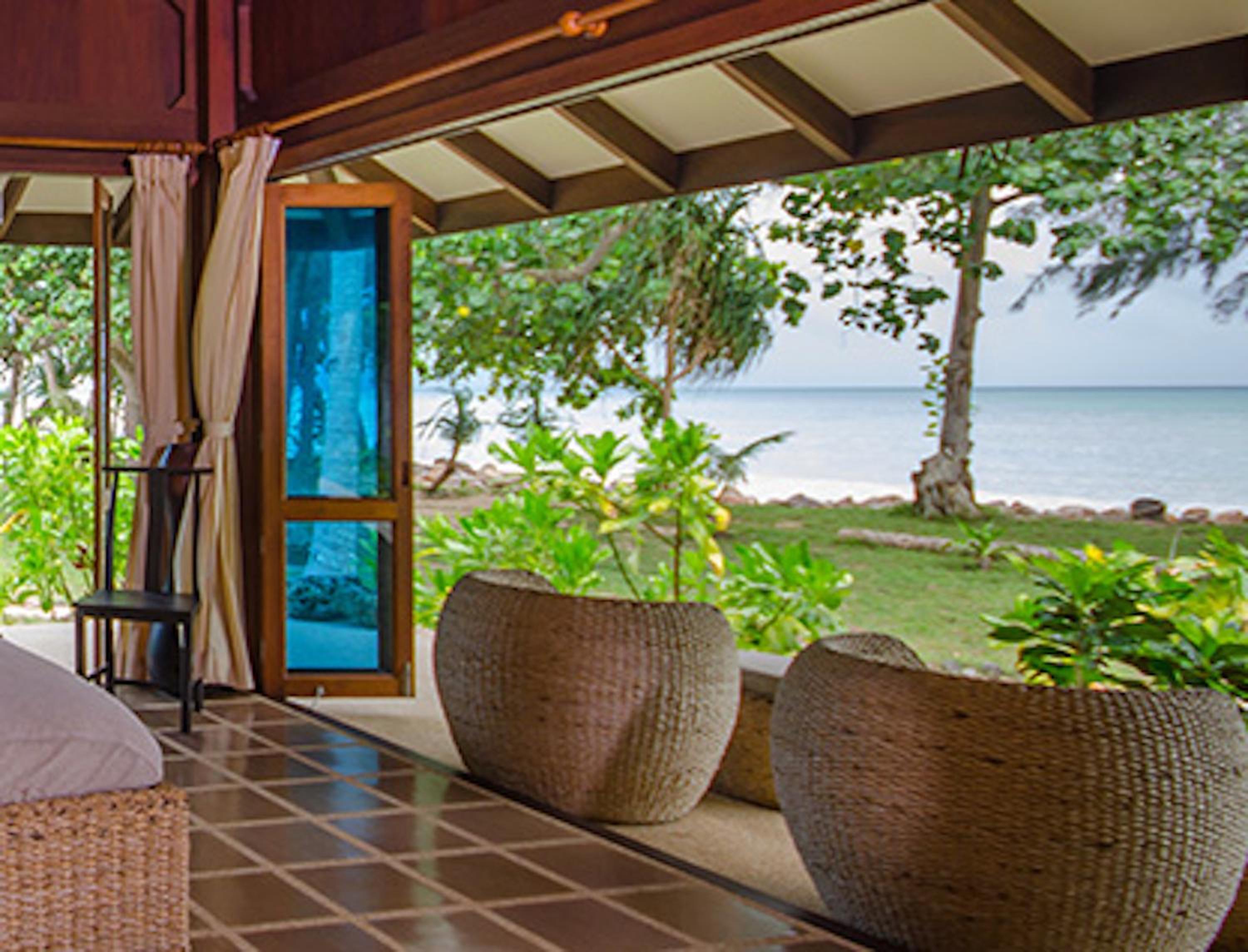 Koh Jum Beach Villas 