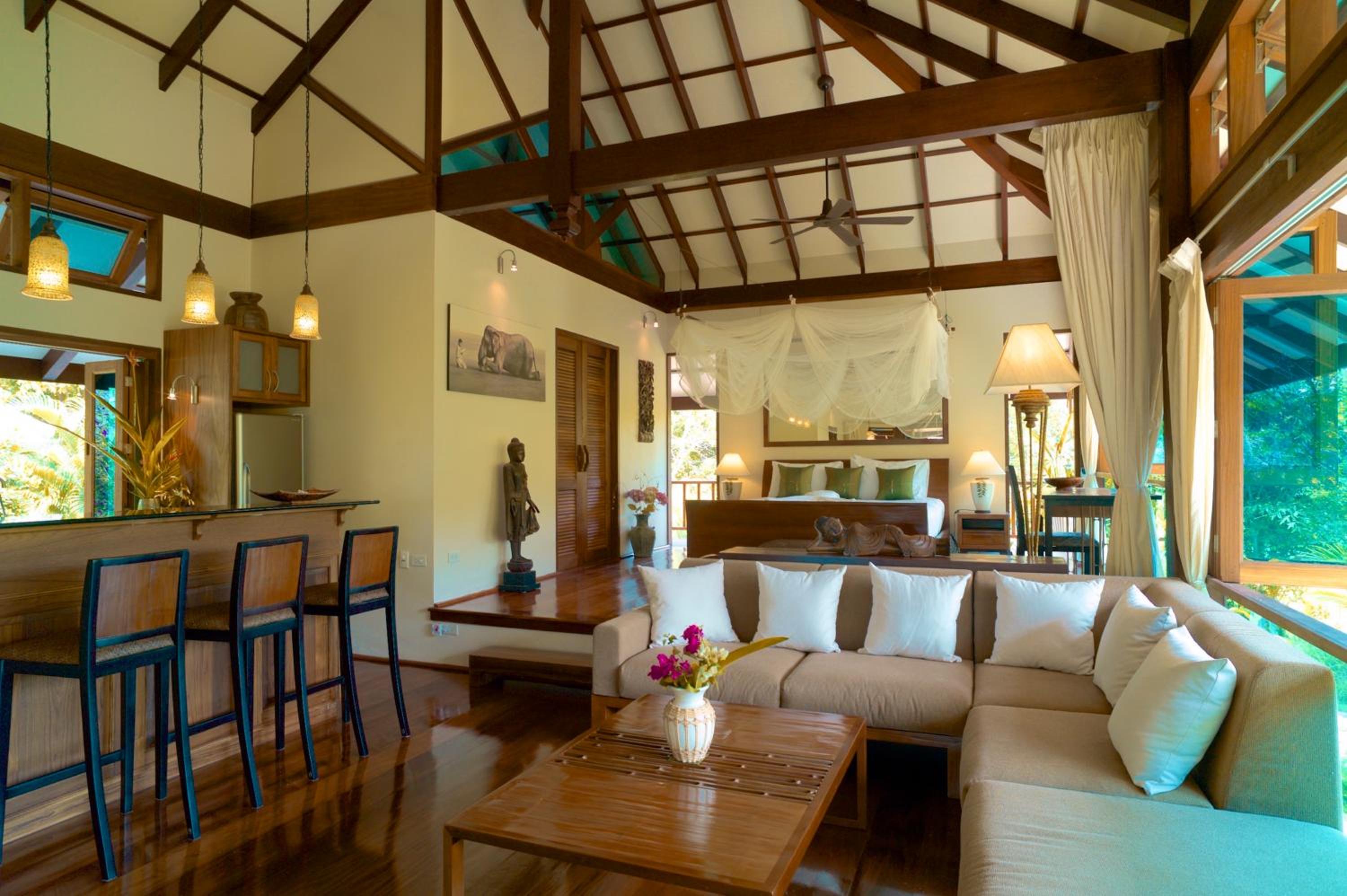 Koh Jum Beach Villas 