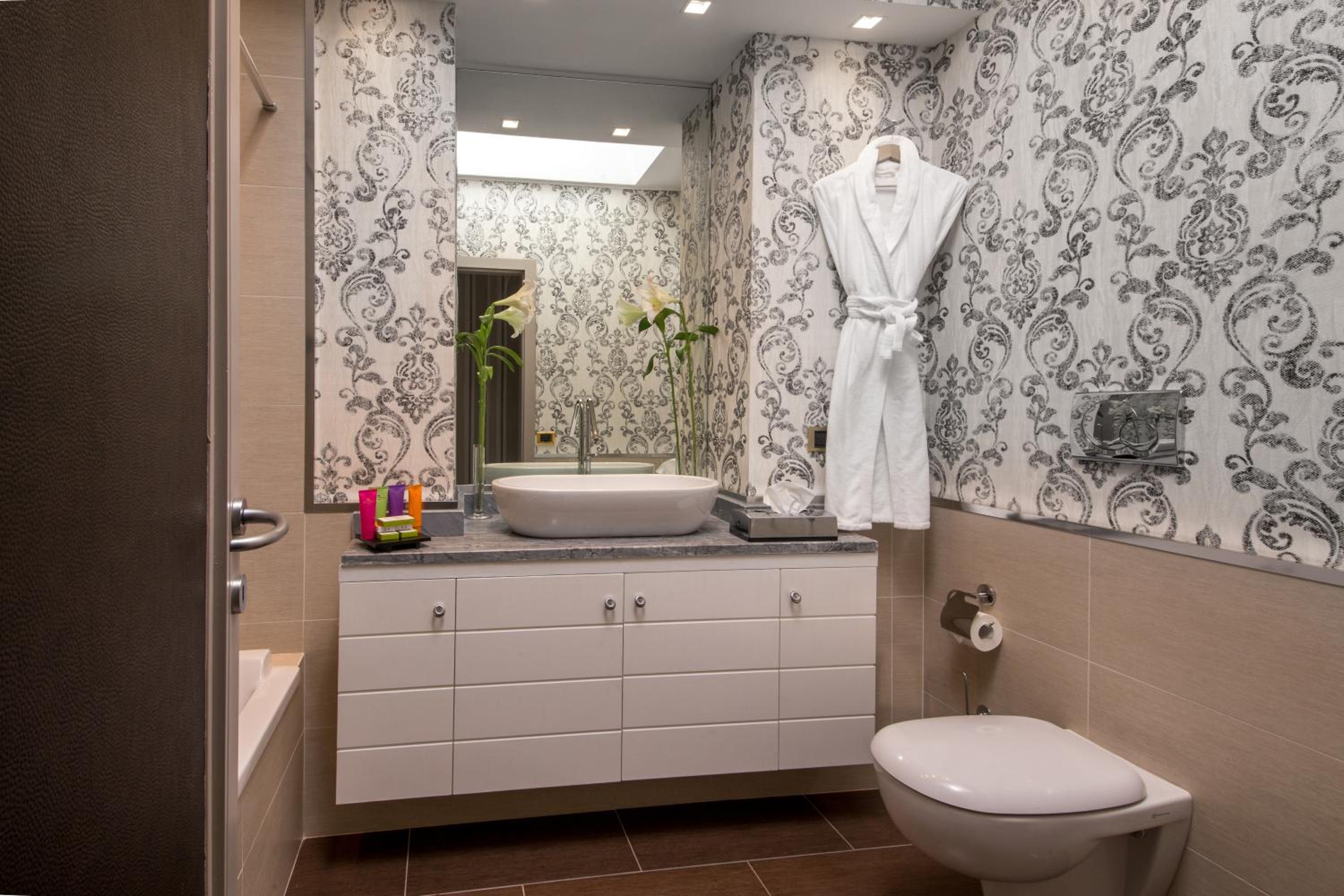 The Inn Apartments Spagna by The Goodnight Company