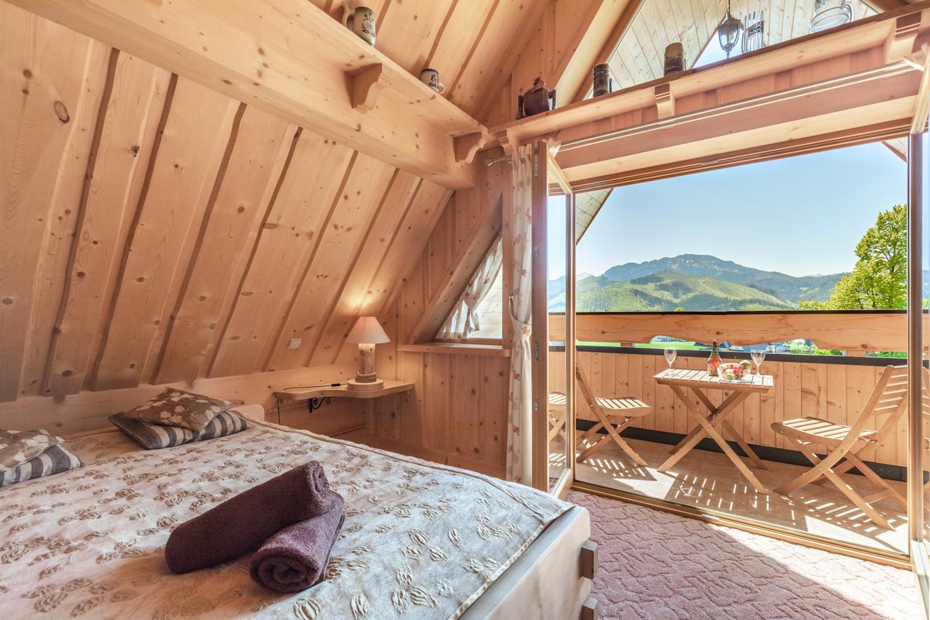 Domek w Roztokach z widokiem na Tatry z sauną view 5