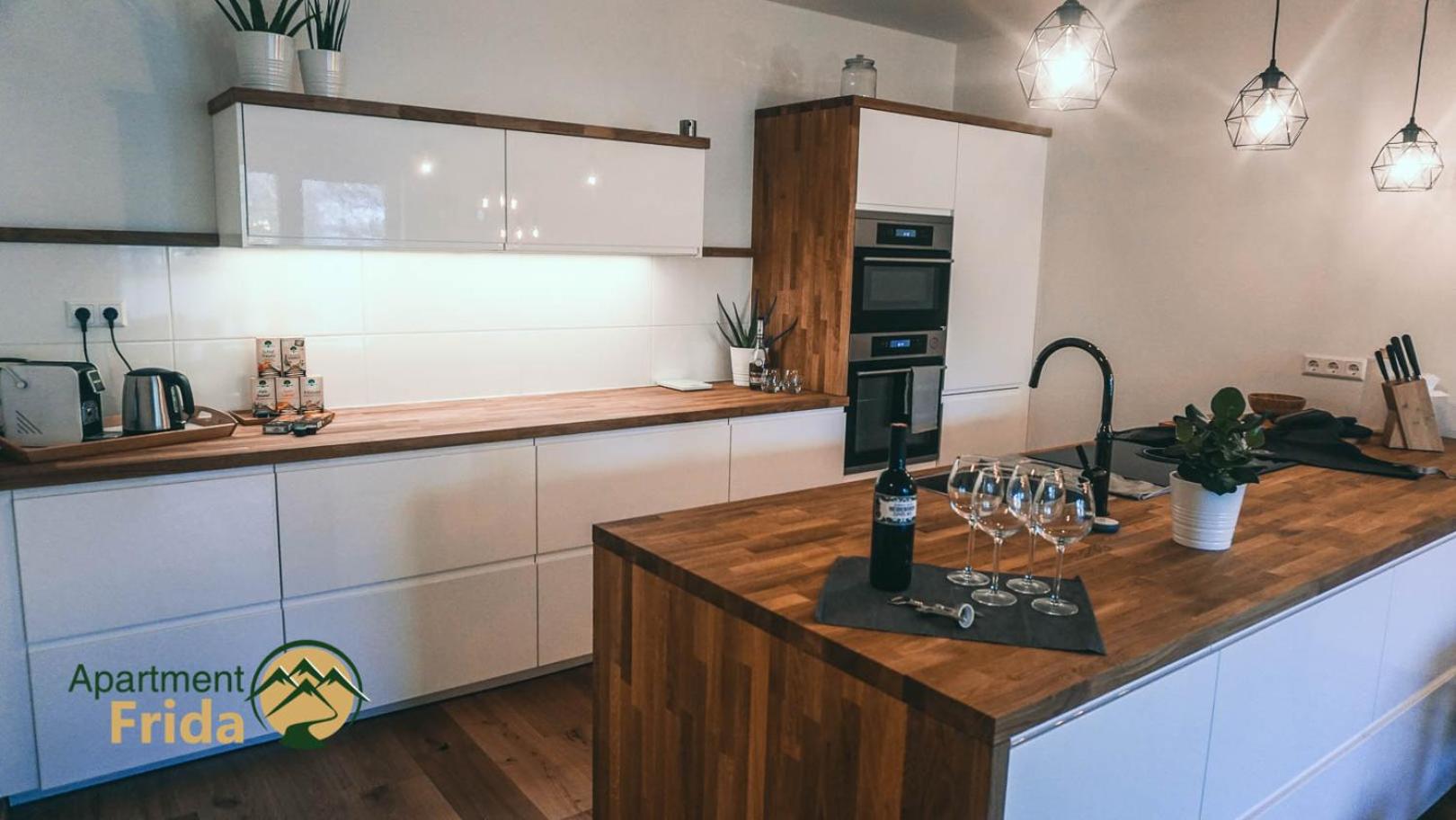 Apartment Frida by Da Alois view 5