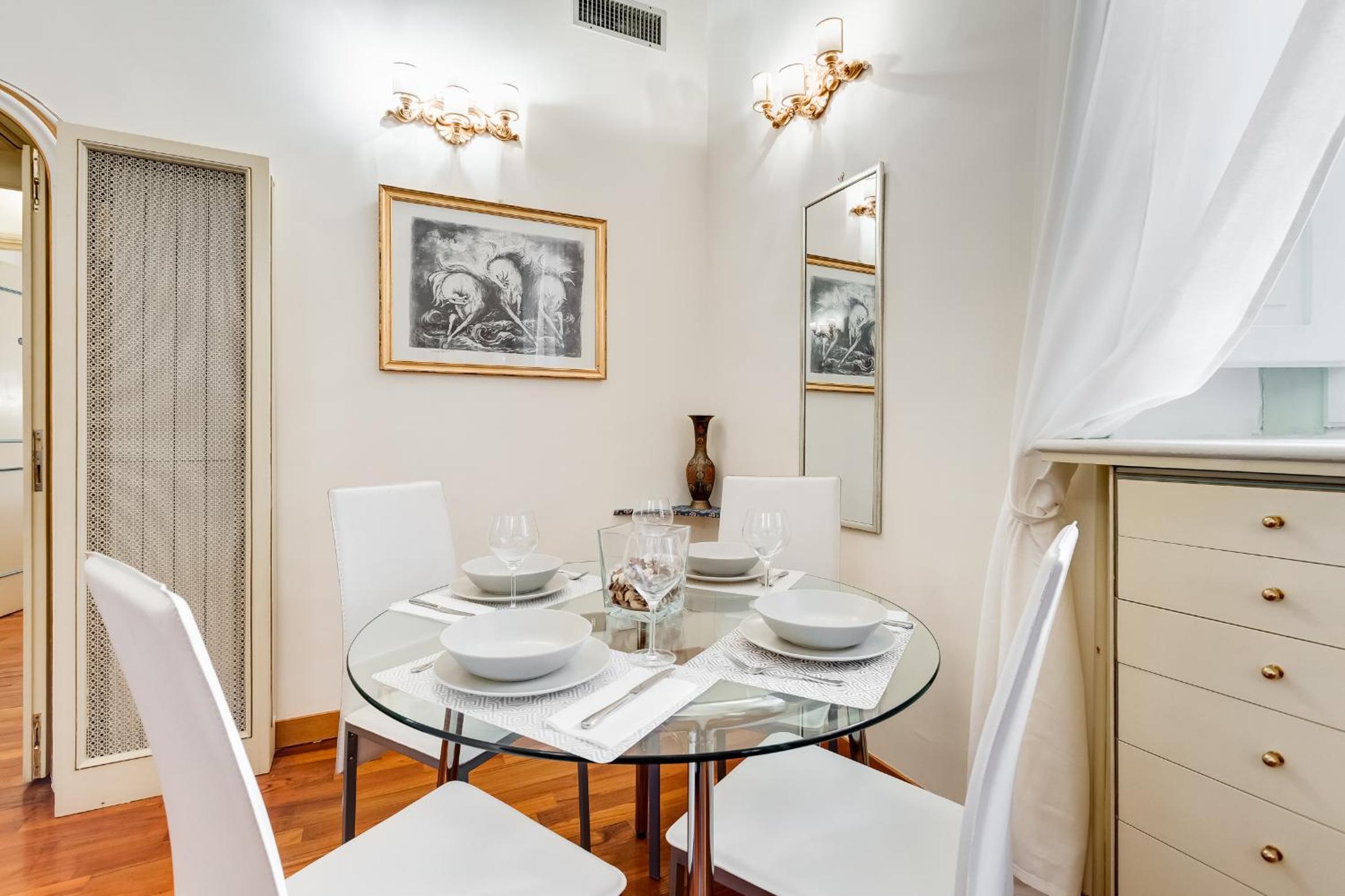 Elegant Apartment Rome