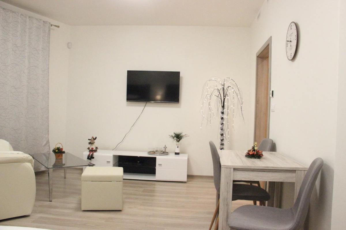 H+ Apartman Letiště Praha