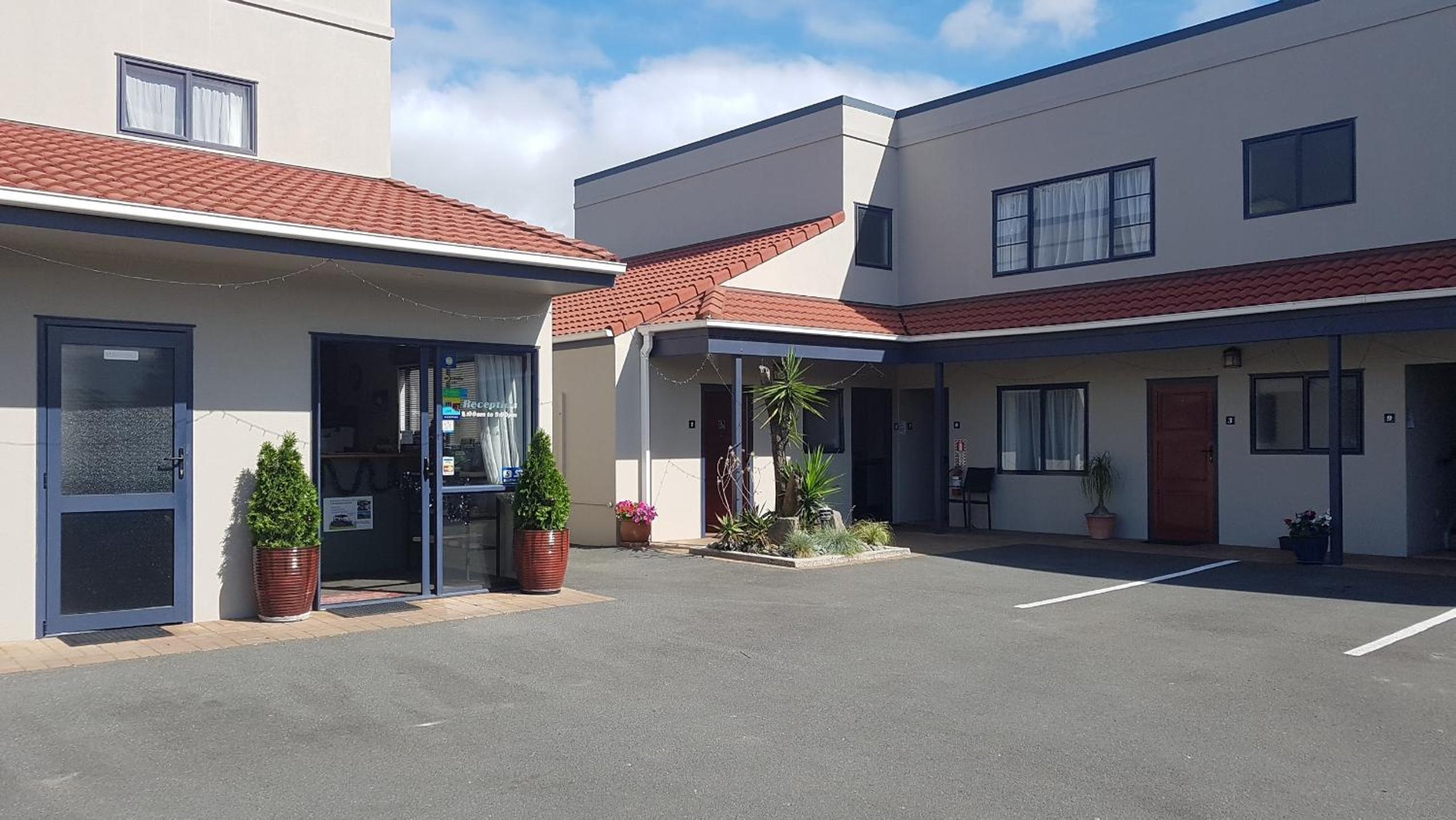 Palm Court Motel