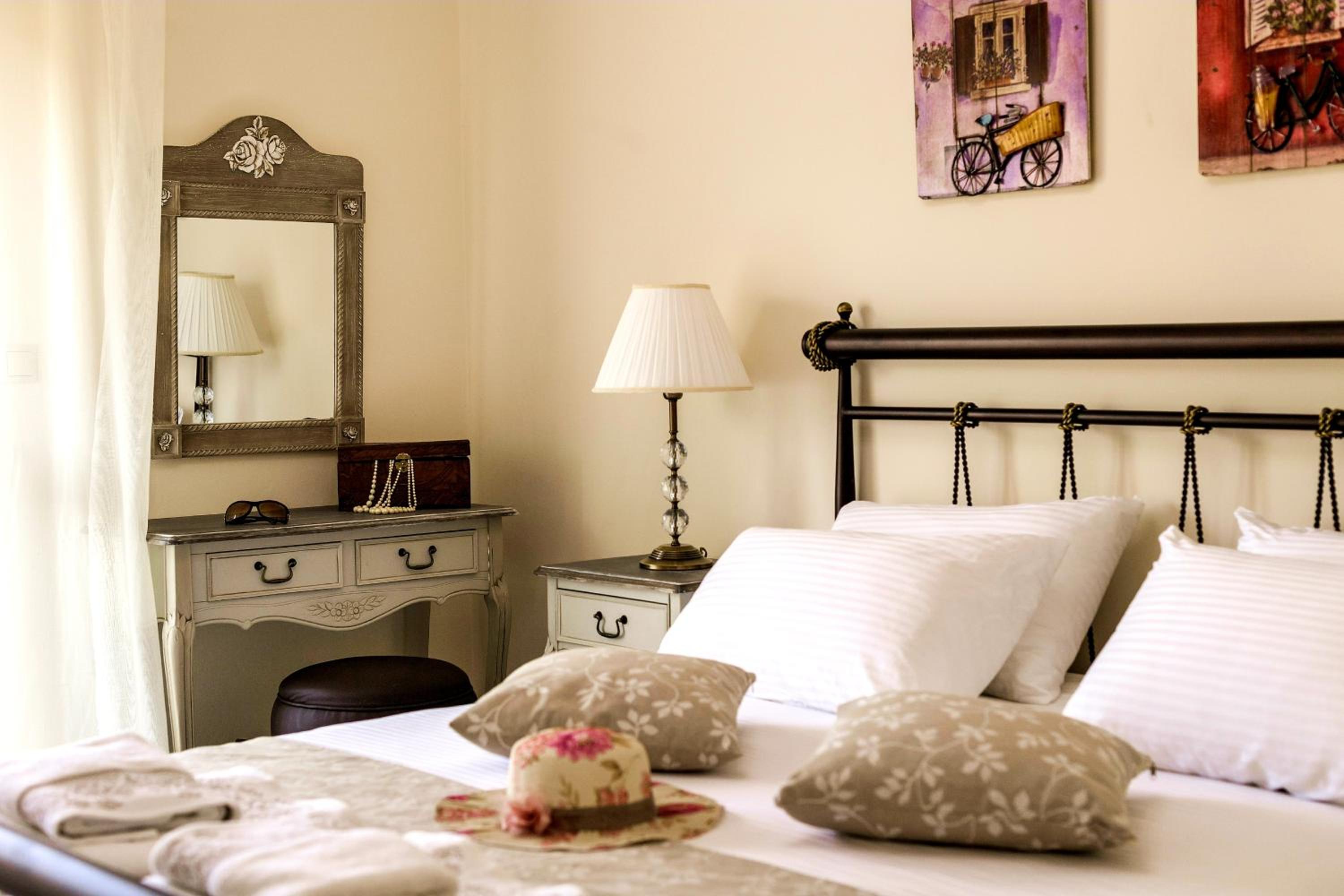 Lindos Vacations - Lindos Luxury Retro Villas - Property Image 7