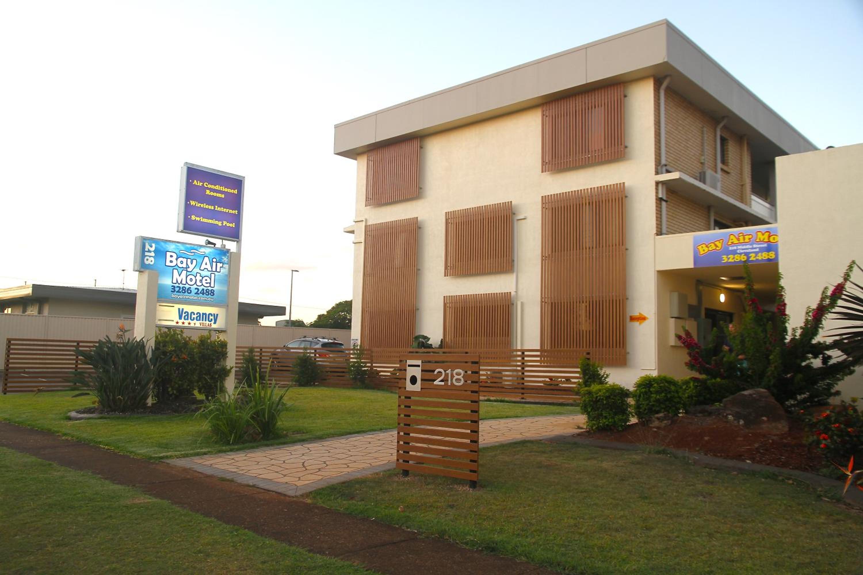 Bay Air Motel