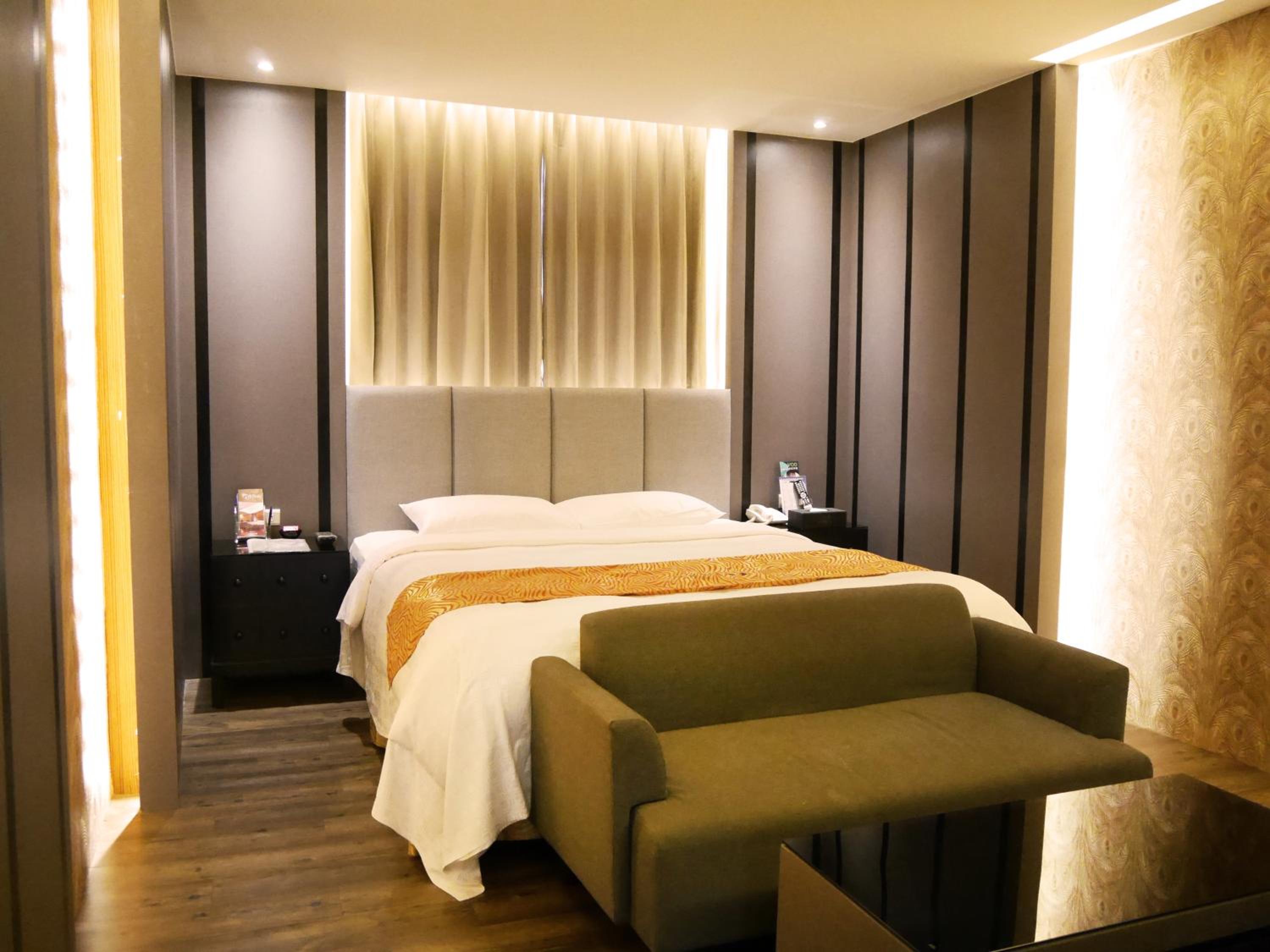 Refinement Motel