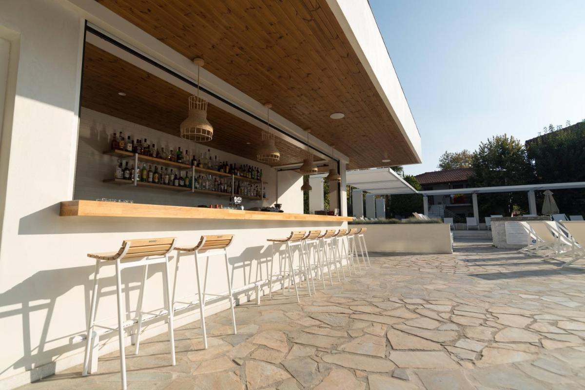 outdoor BBQ area