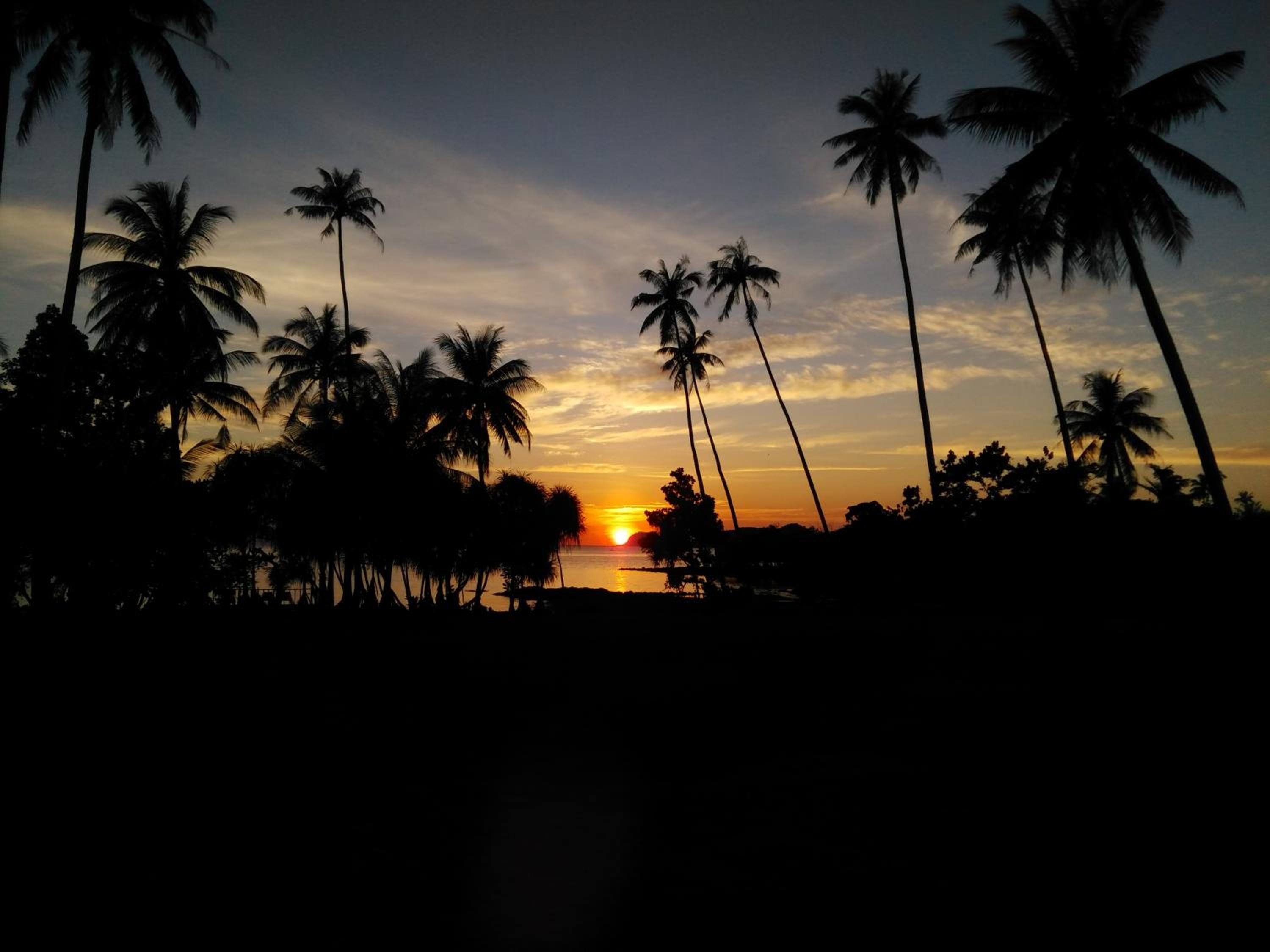 Naivacha Tent Koh Mak