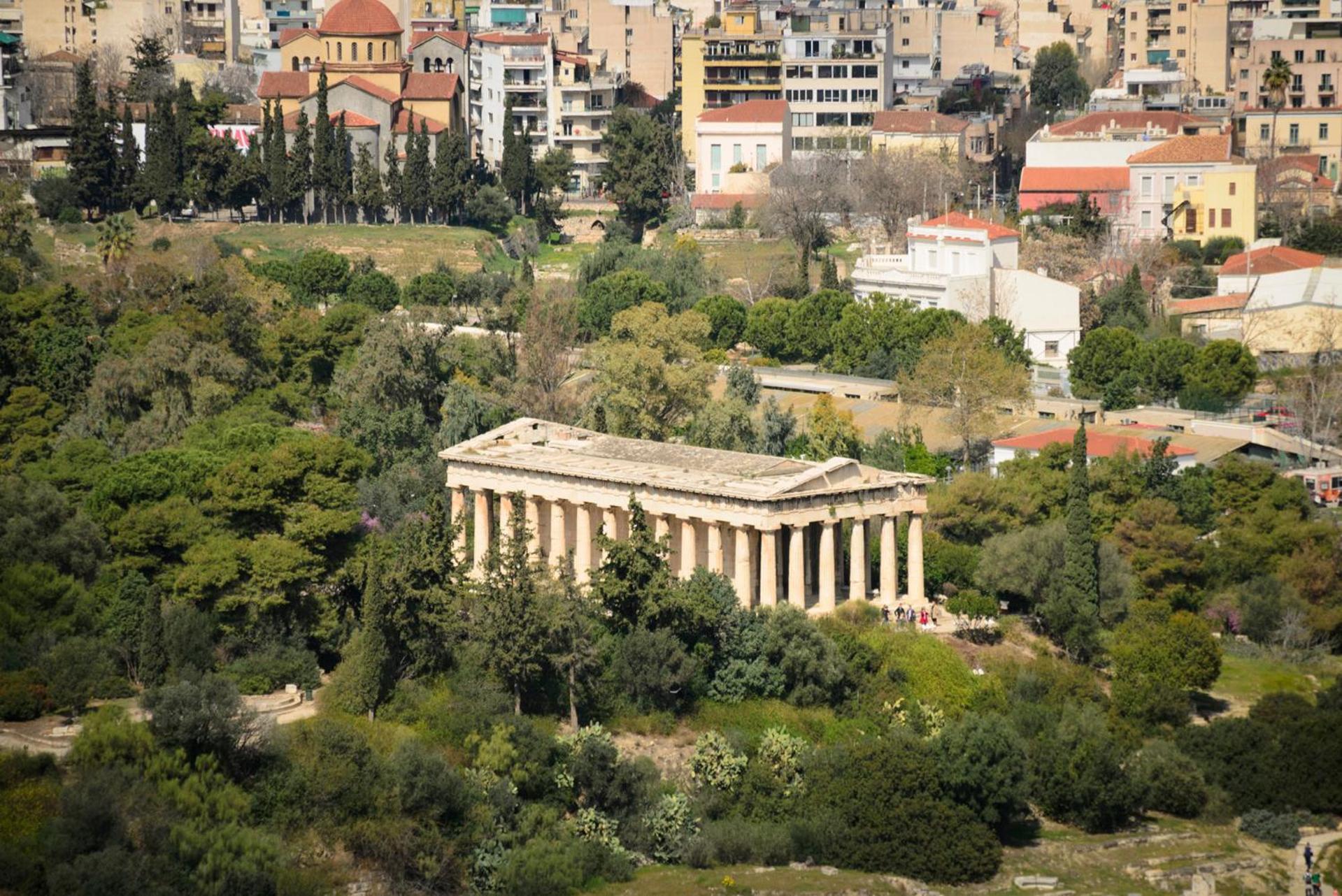 M&D Luxury Suites in central Athens