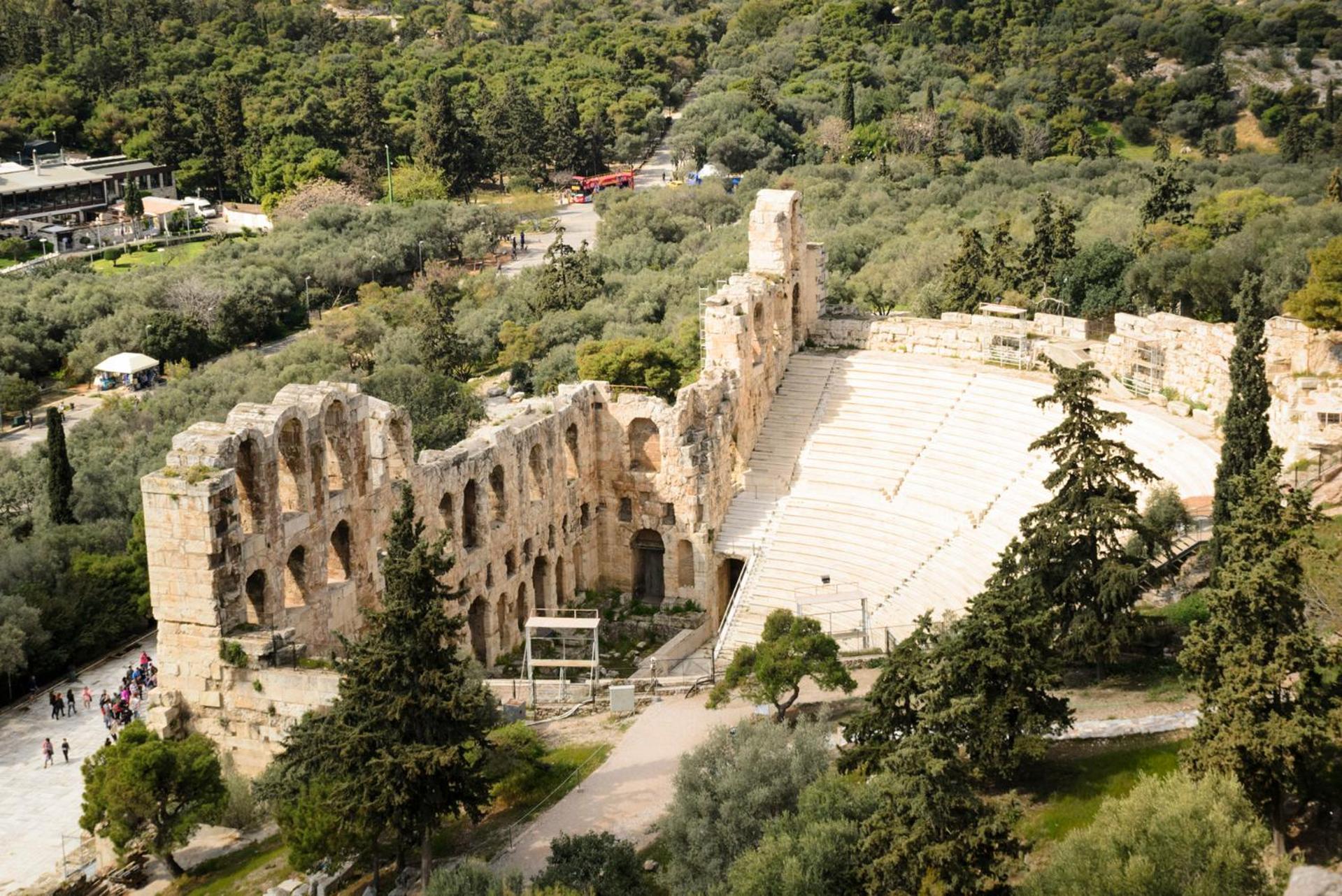 M&D Luxury Suites in central Athens