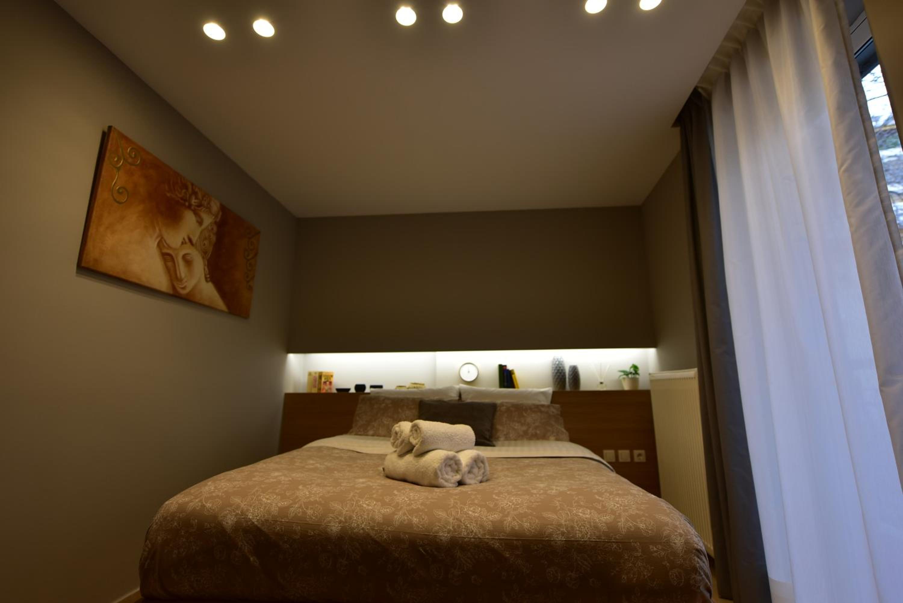 M&D Luxury Suites in central Athens