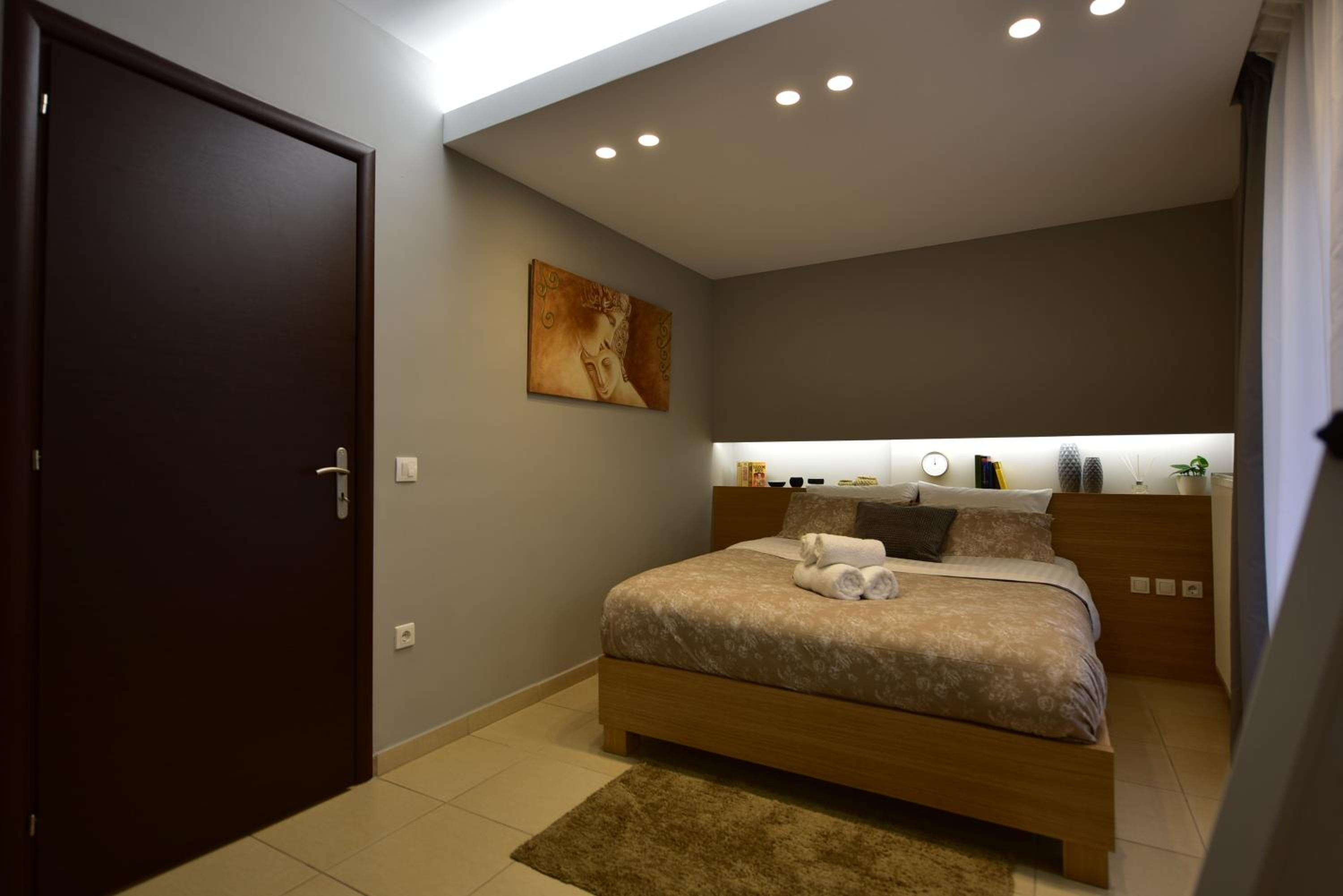 M&D Luxury Suites in central Athens