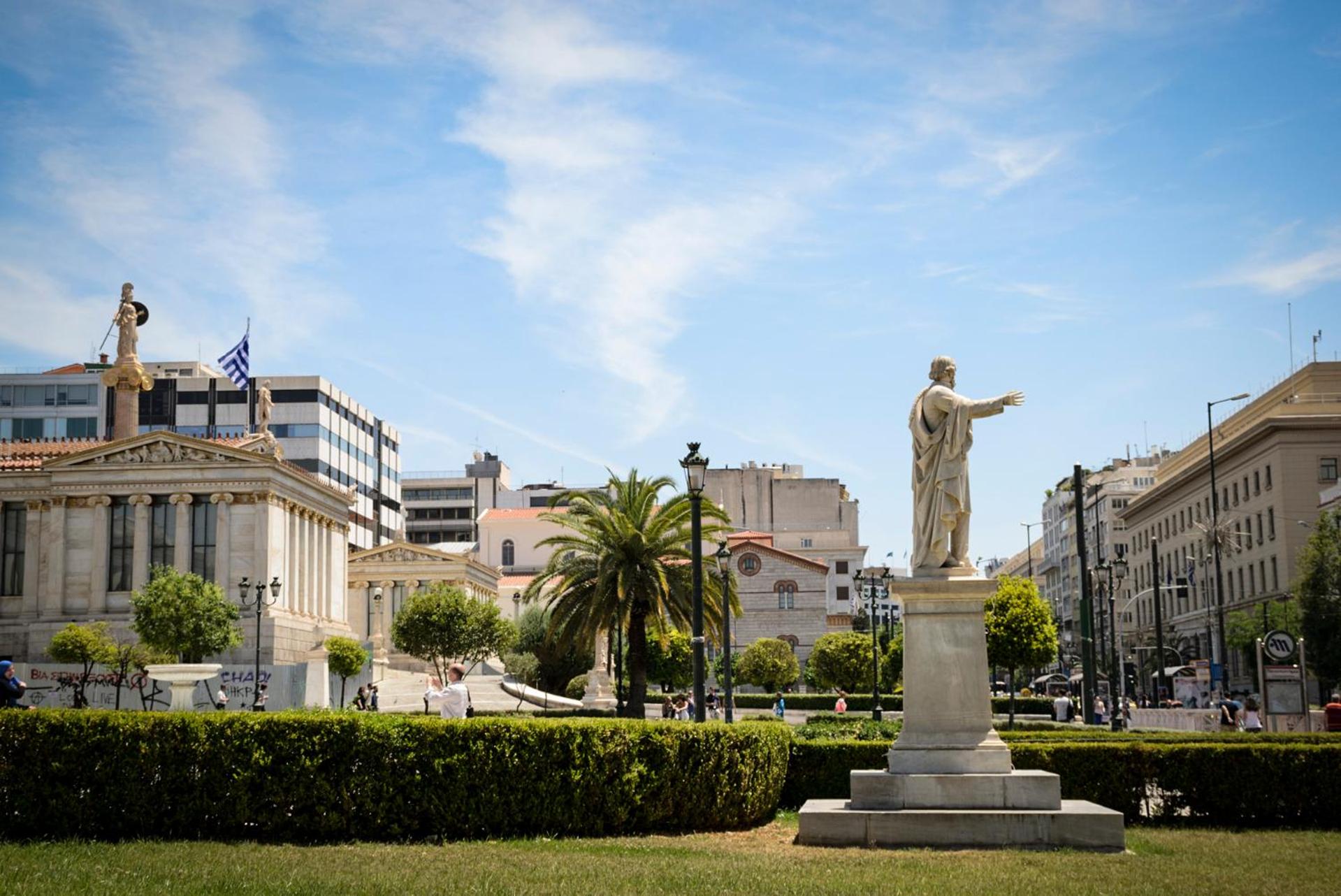 M&D Luxury Suites in central Athens