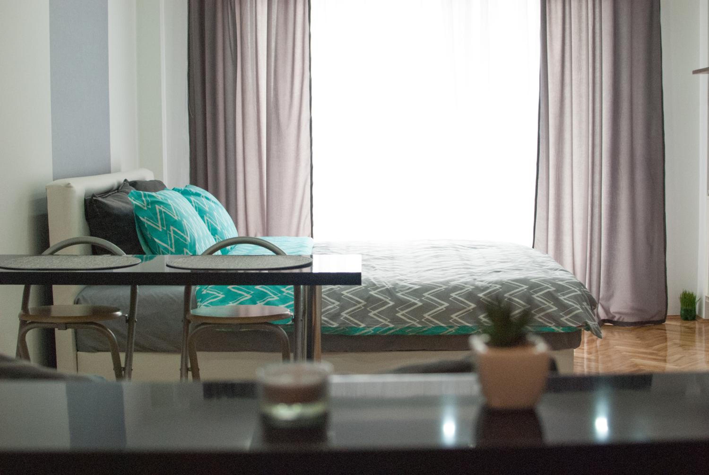 MM Lux Apartment, Novi Sad view 3