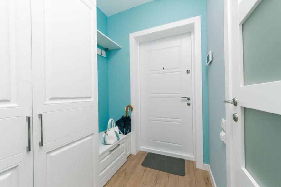 Happy apartment, warmth, comfort, turquoise view 3