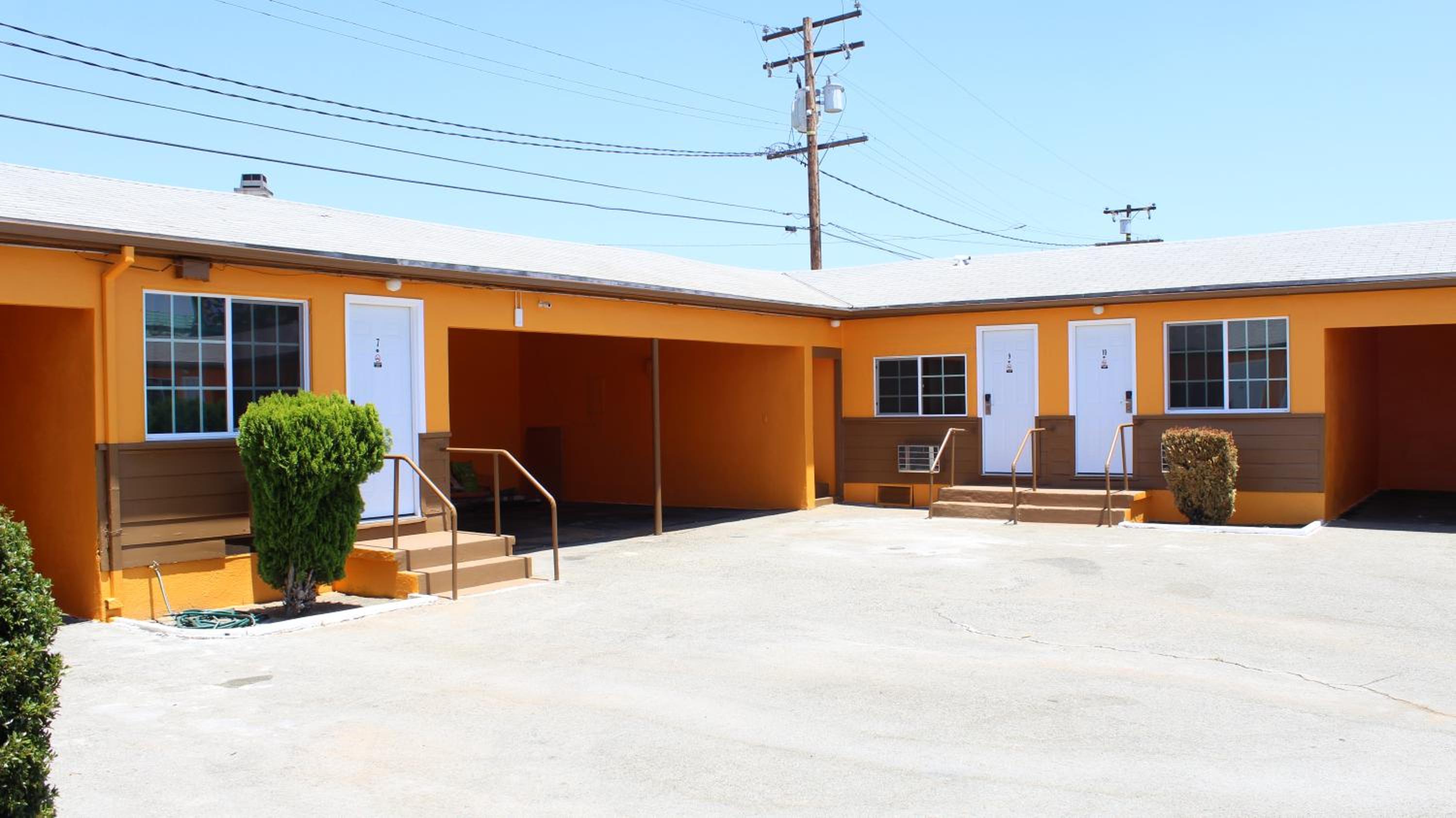 Aristocrat Motel - Property Image 5