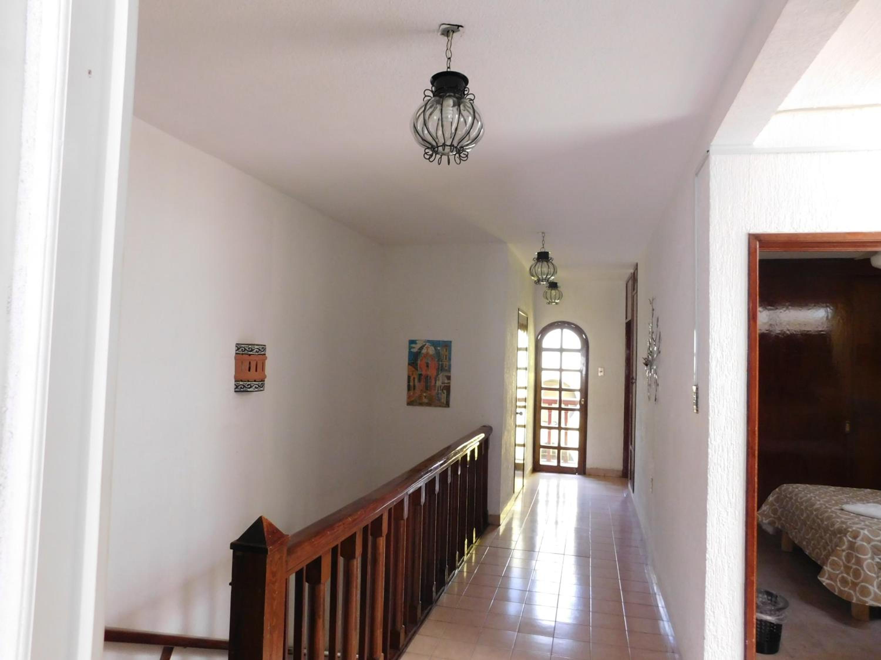 Casona Luciérnaga-Casa de Huéspedes Centro de León, Poliforum