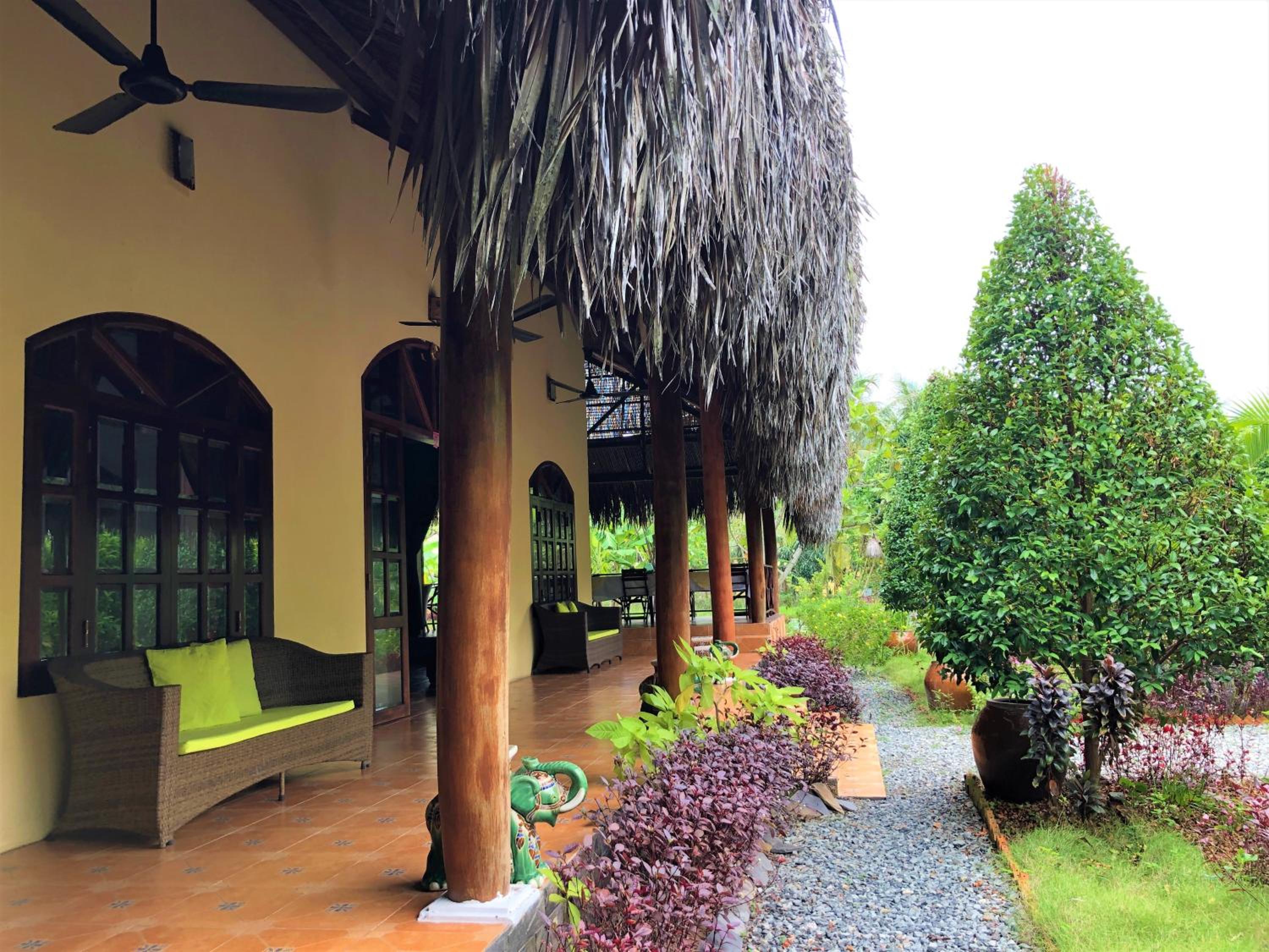 Mango Home Riverside Eco - Resort