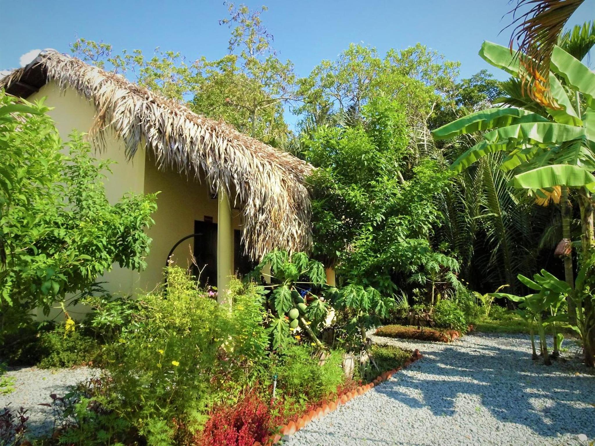 Mango Home Riverside Eco - Resort