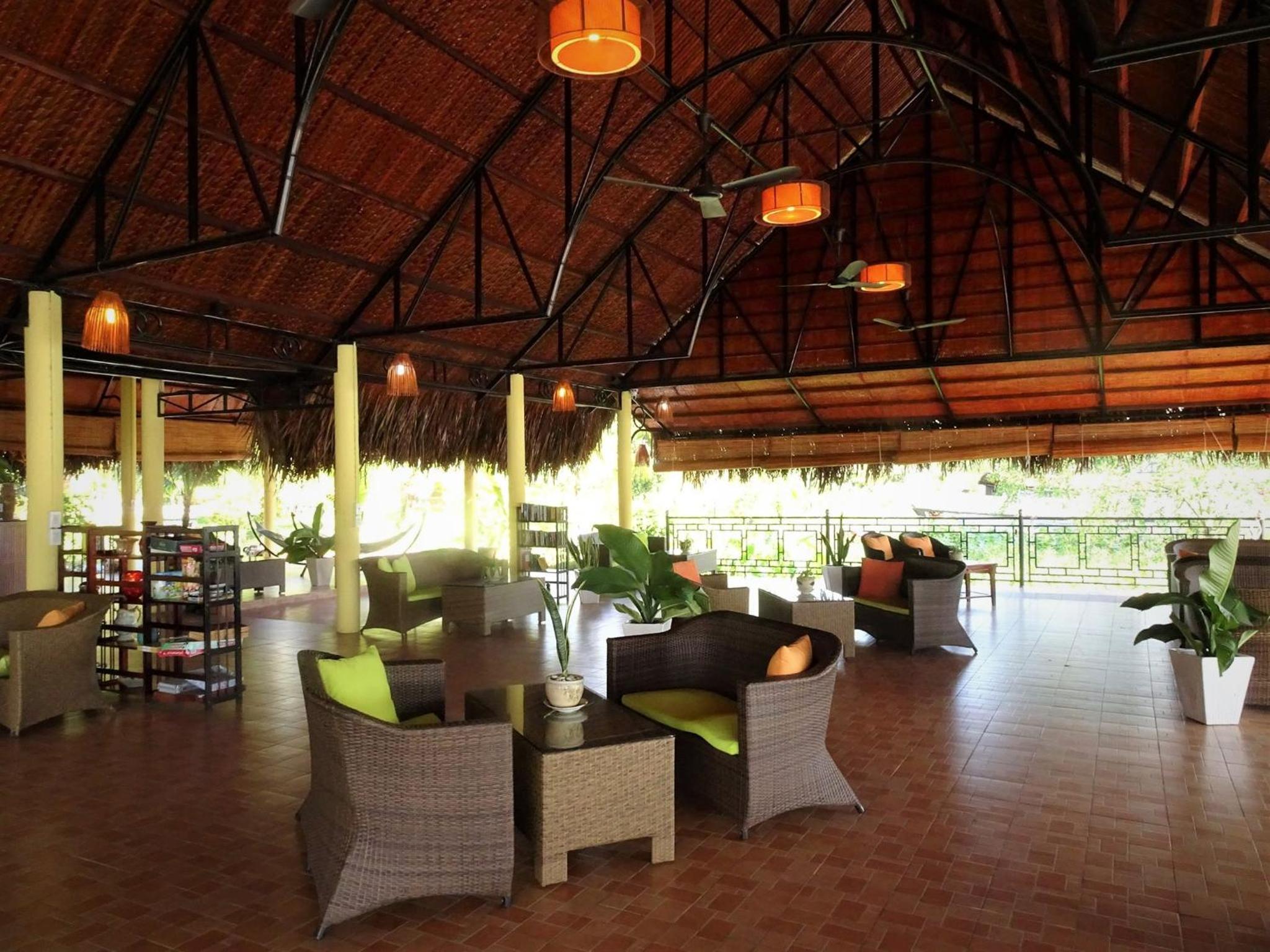Mango Home Riverside Eco - Resort