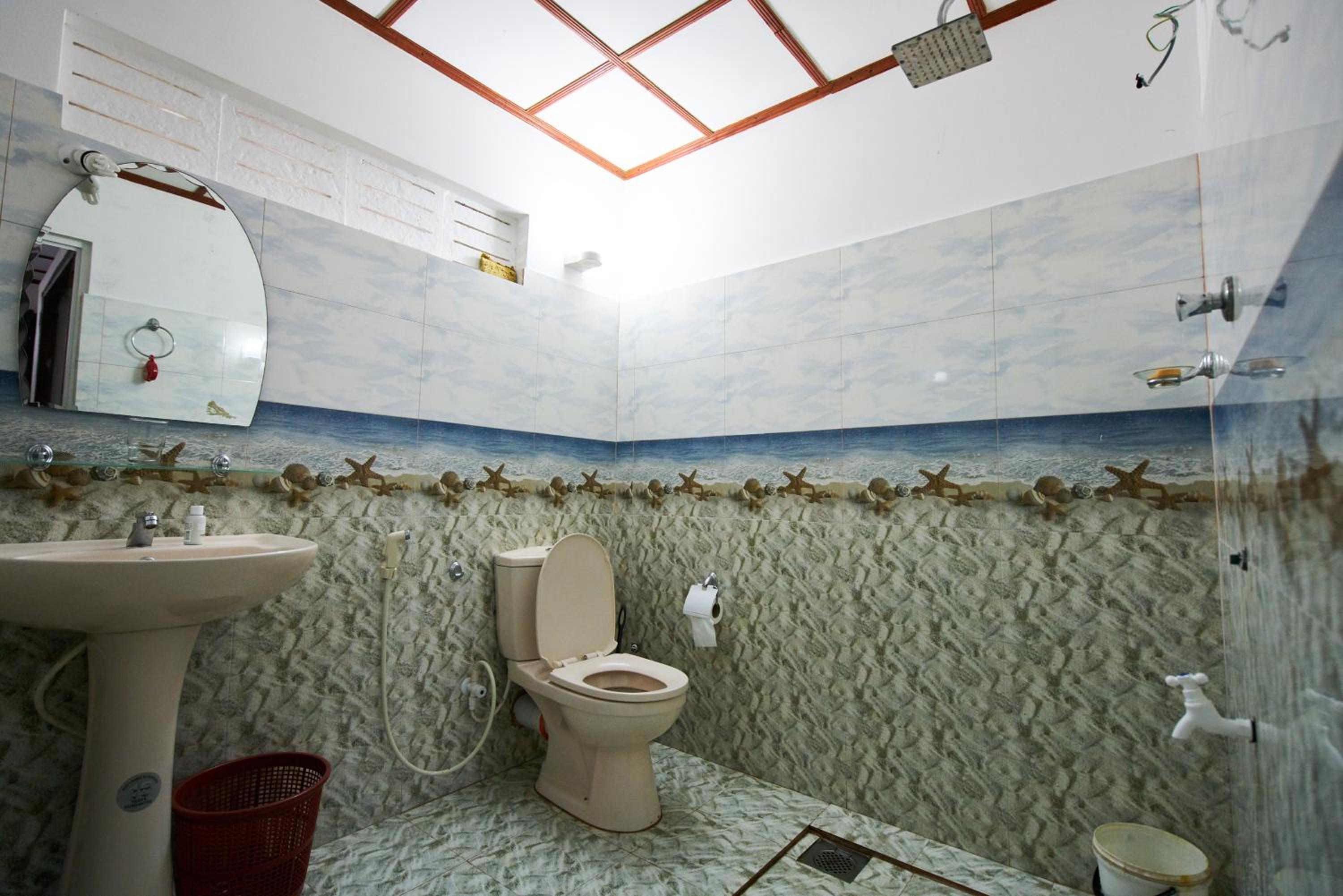 Photo 16
