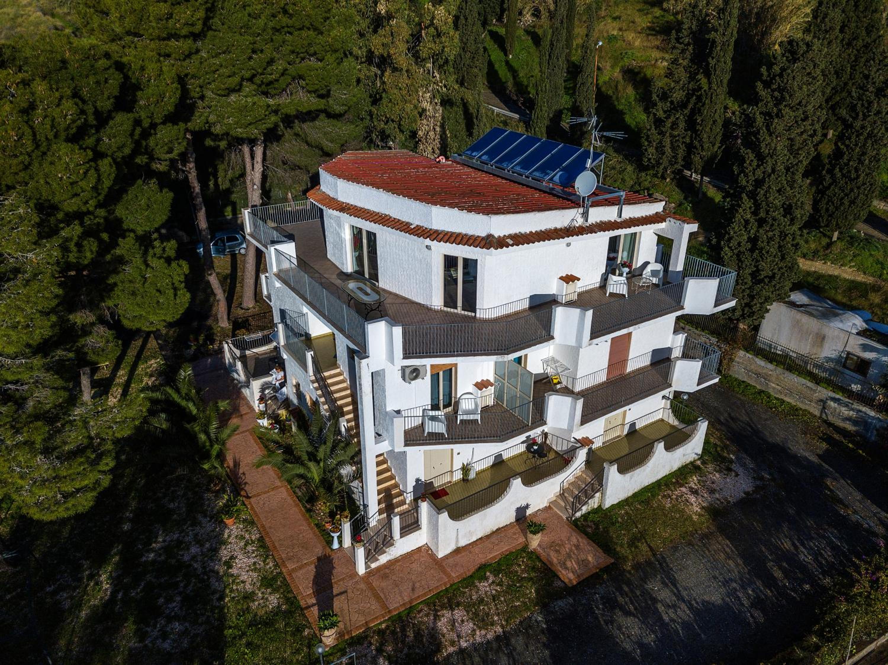 villa aurora