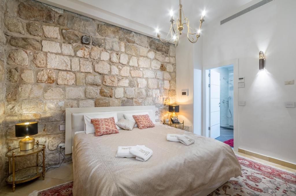 Western Wall Luxury House - Avraham view 5