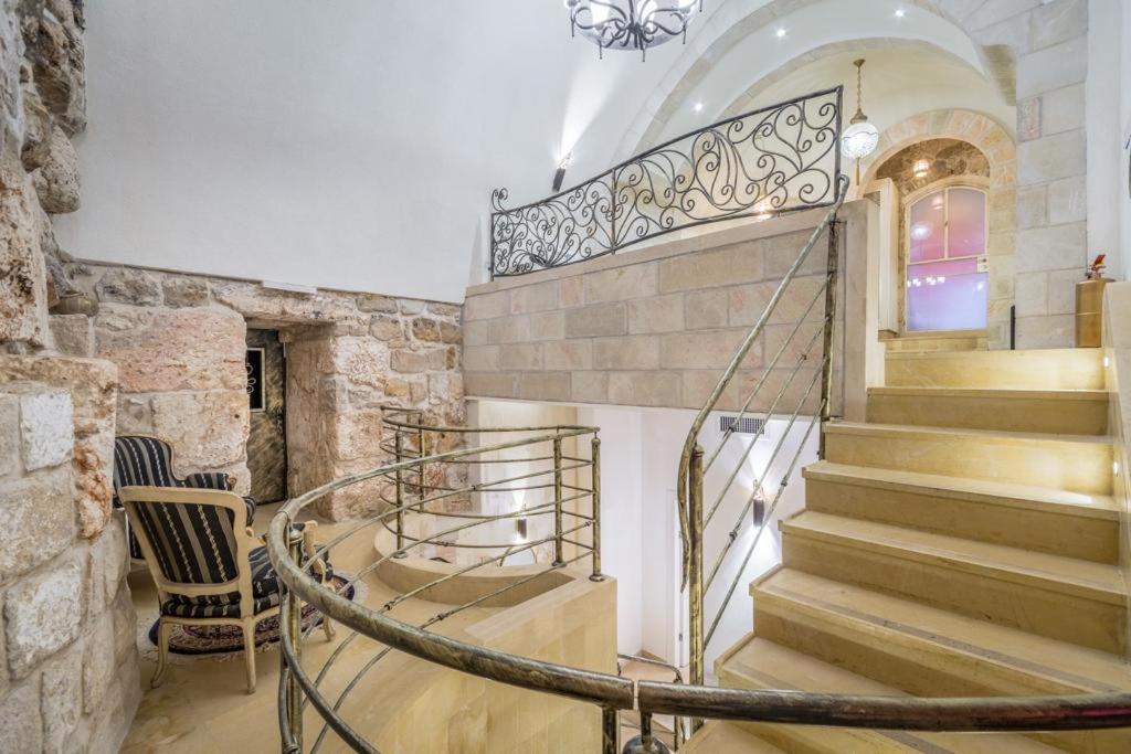 Western Wall Luxury House - Avraham view 3