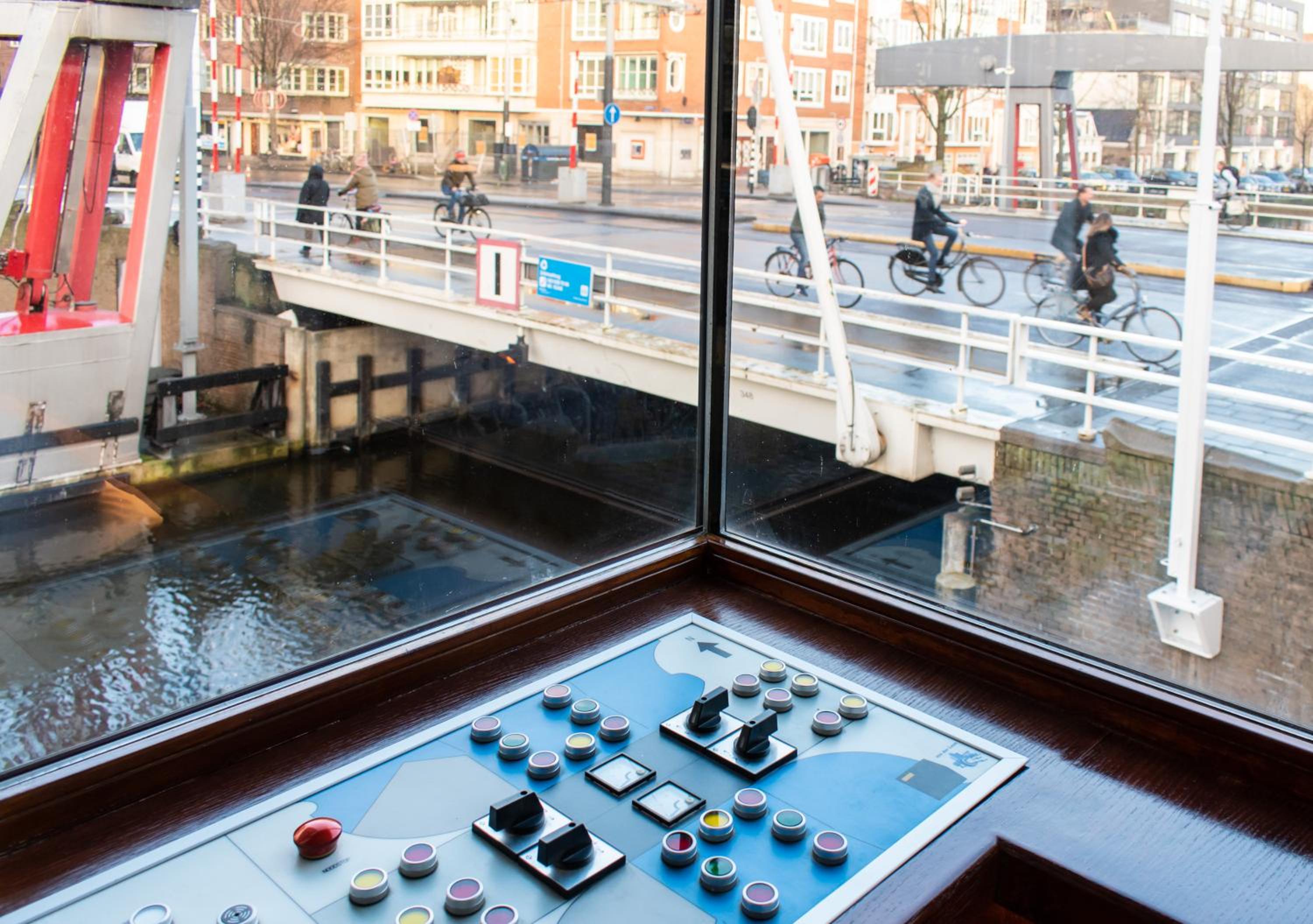 SWEETS - Zeilstraatbrug